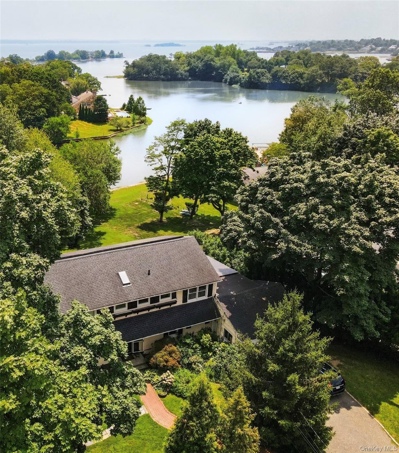 81 Seaview Avenue, New Rochelle, NY 10801