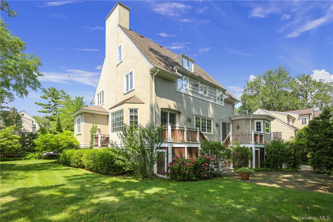96 Mendota Avenue, Rye, NY 10580