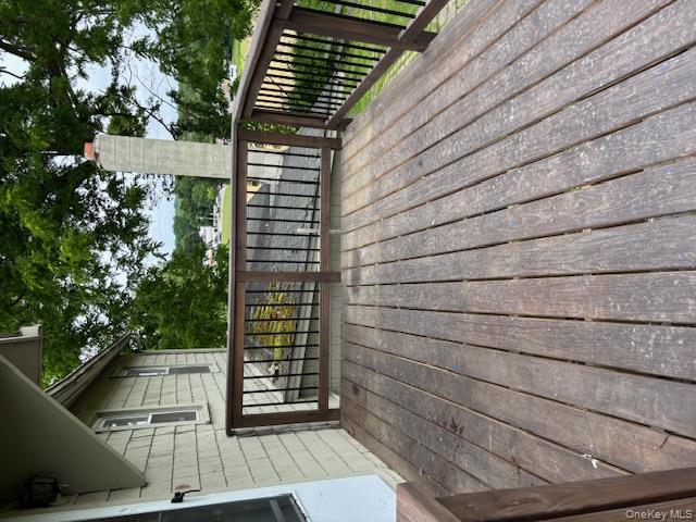 11 Seaman Road, Stormville, NY 12582