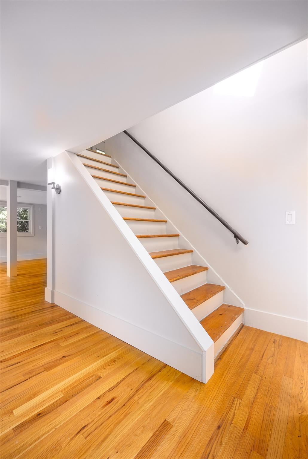 125 Mountain Rest, New Paltz, NY 12561