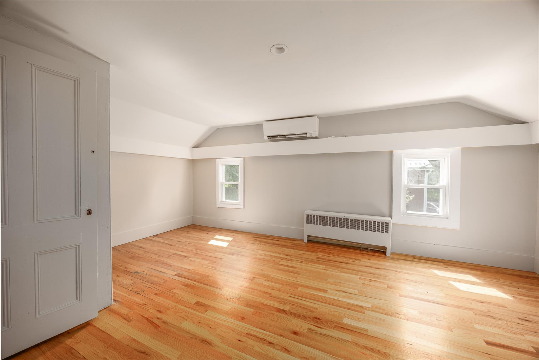 125 Mountain Rest, New Paltz, NY 12561