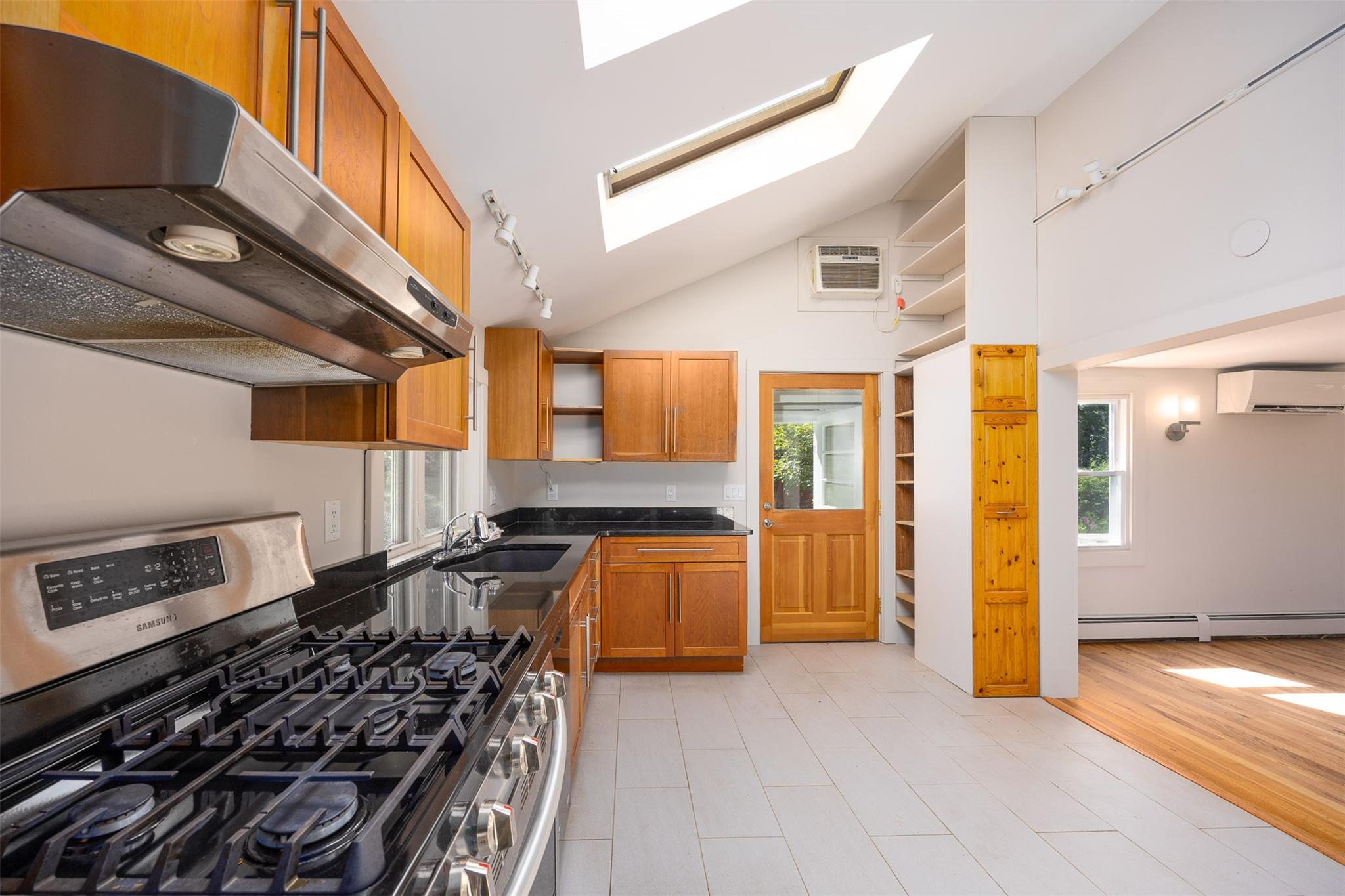 125 Mountain Rest, New Paltz, NY 12561