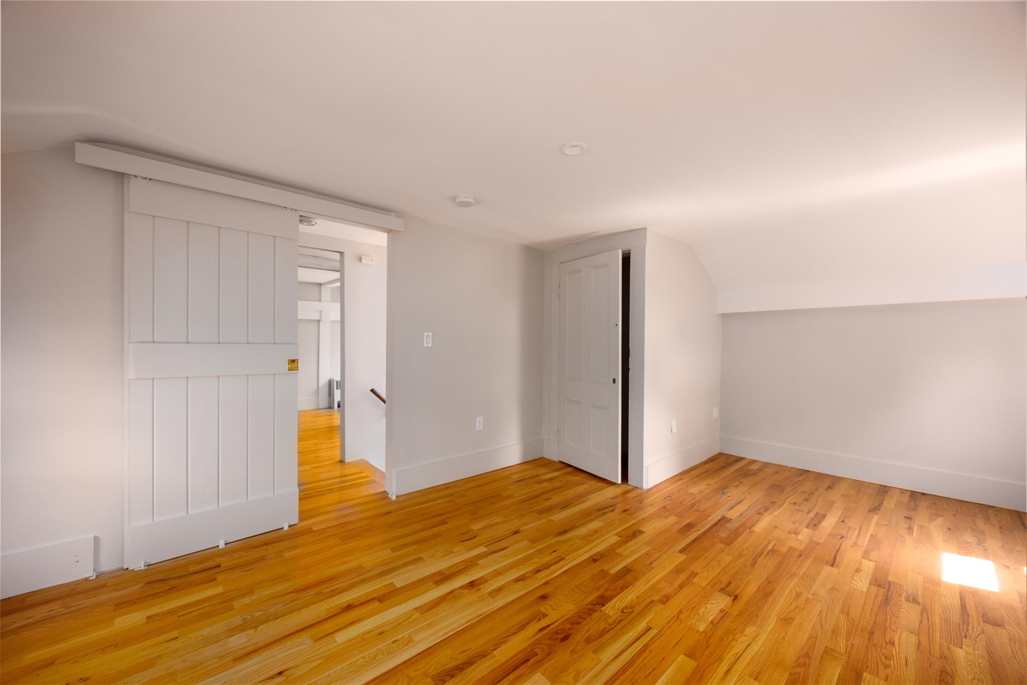 125 Mountain Rest, New Paltz, NY 12561