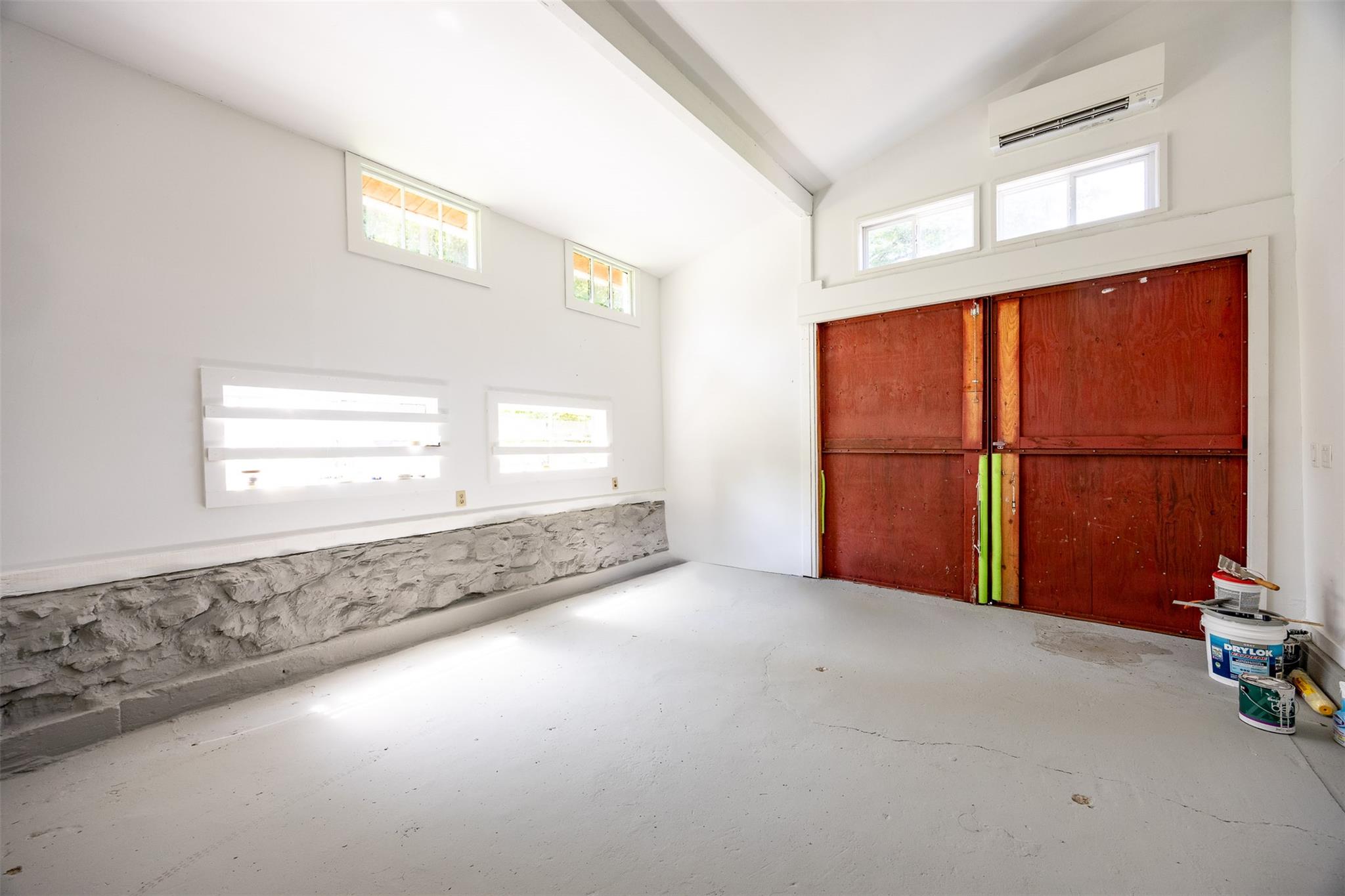 125 Mountain Rest, New Paltz, NY 12561