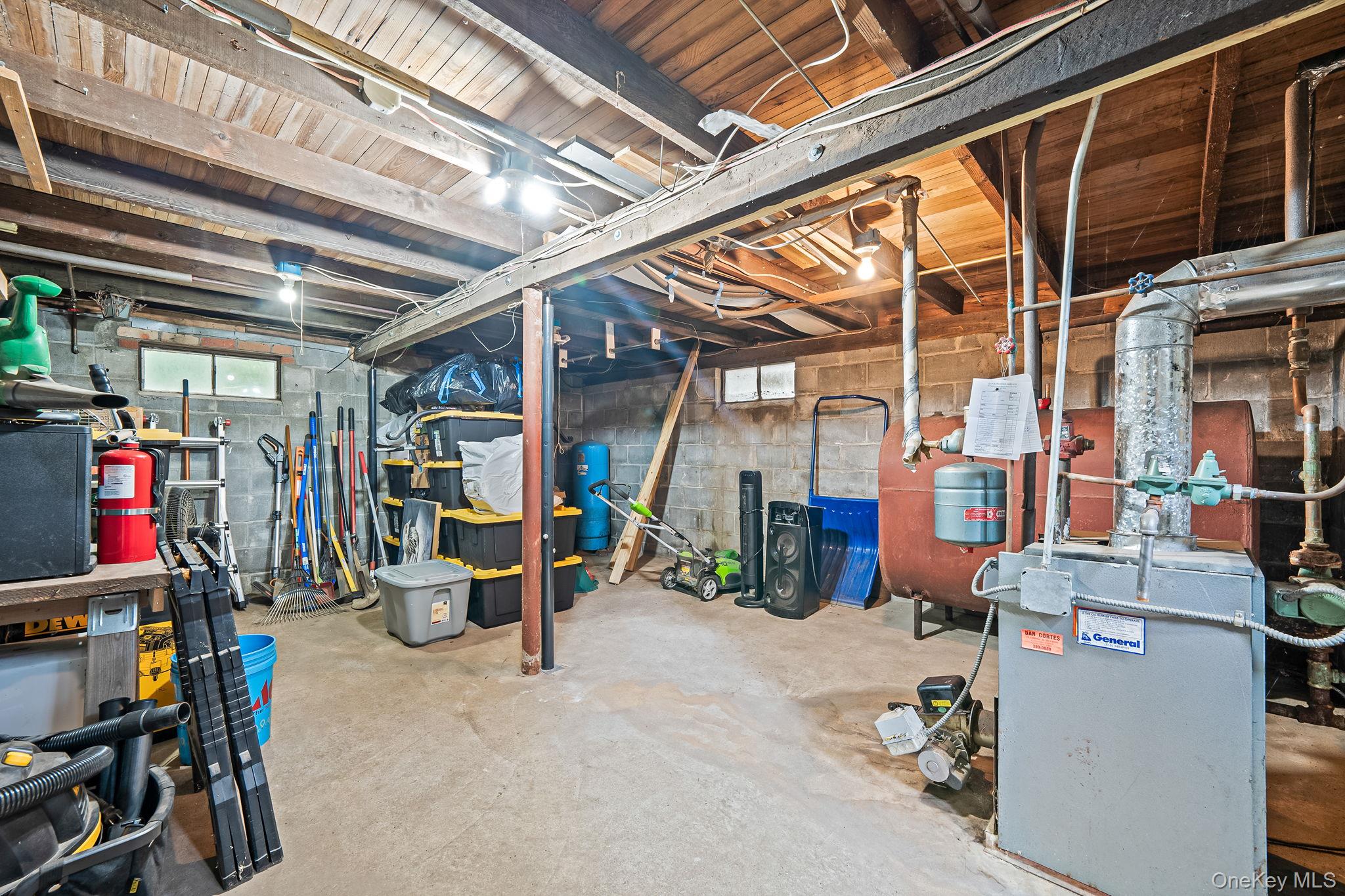 7 1st Street, Nesconset, NY 11767