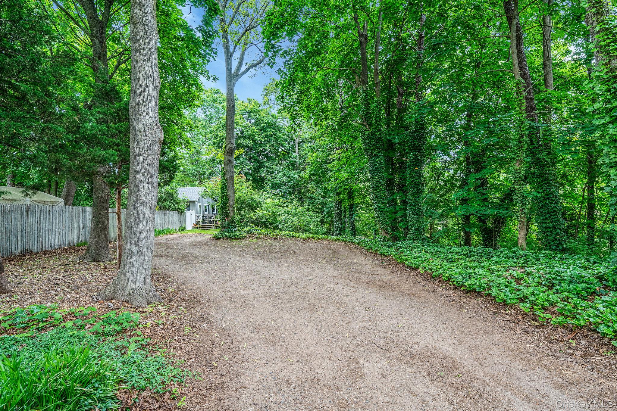 7 1st Street, Nesconset, NY 11767