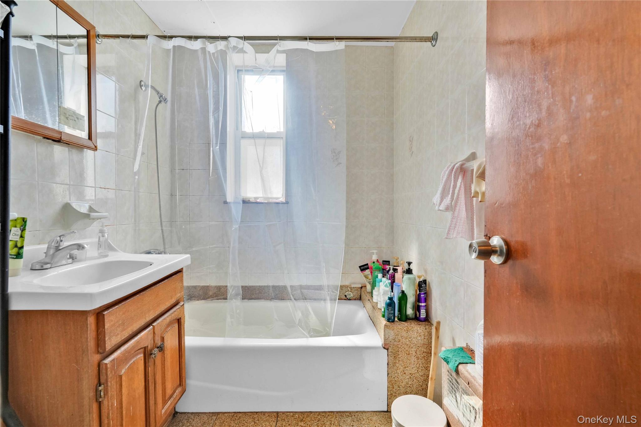 2120 23rd Drive, Astoria, NY 11105