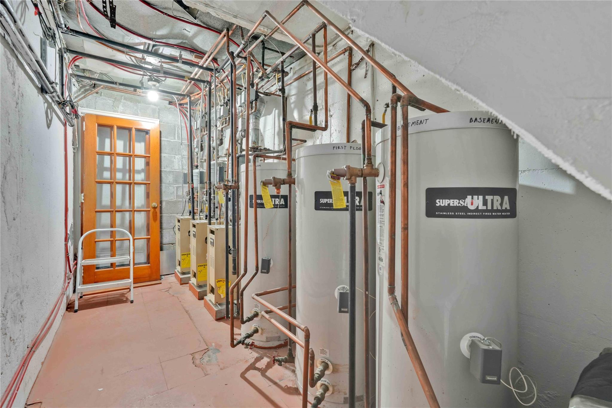 2120 23rd Drive, Astoria, NY 11105