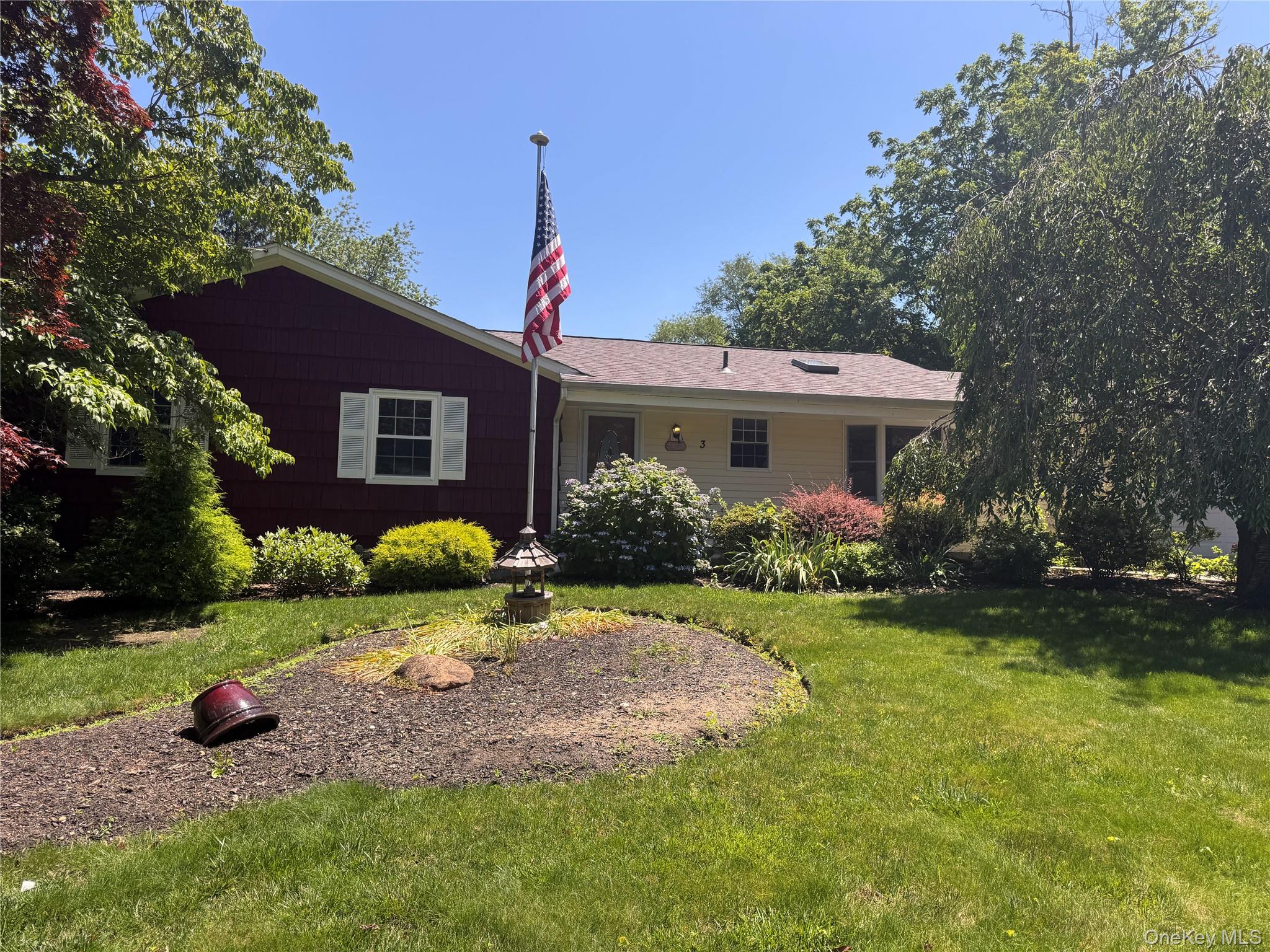 3 Janis Lane, Rocky Point, NY 11778