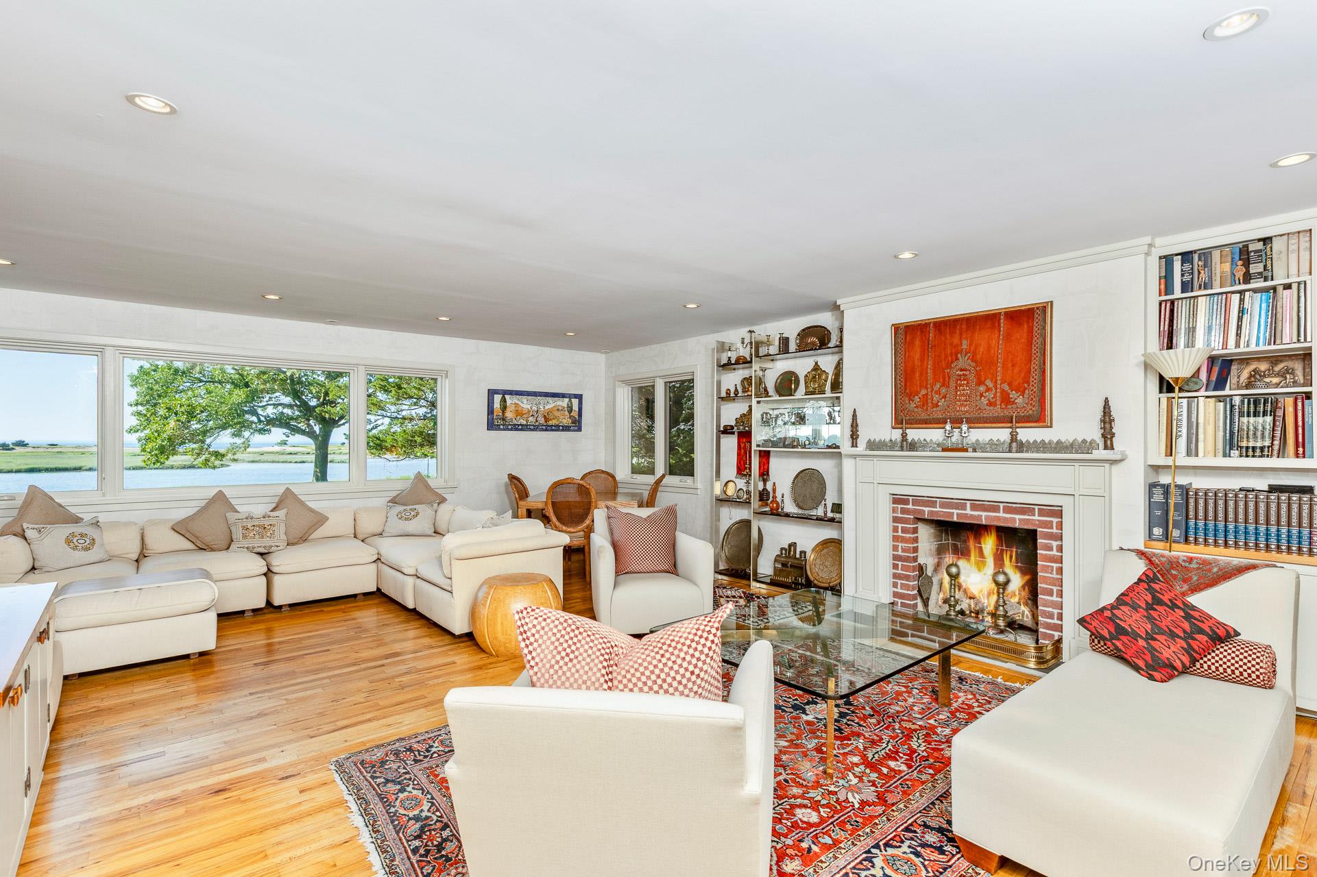 5 Shore Drive, Setauket, NY 11733