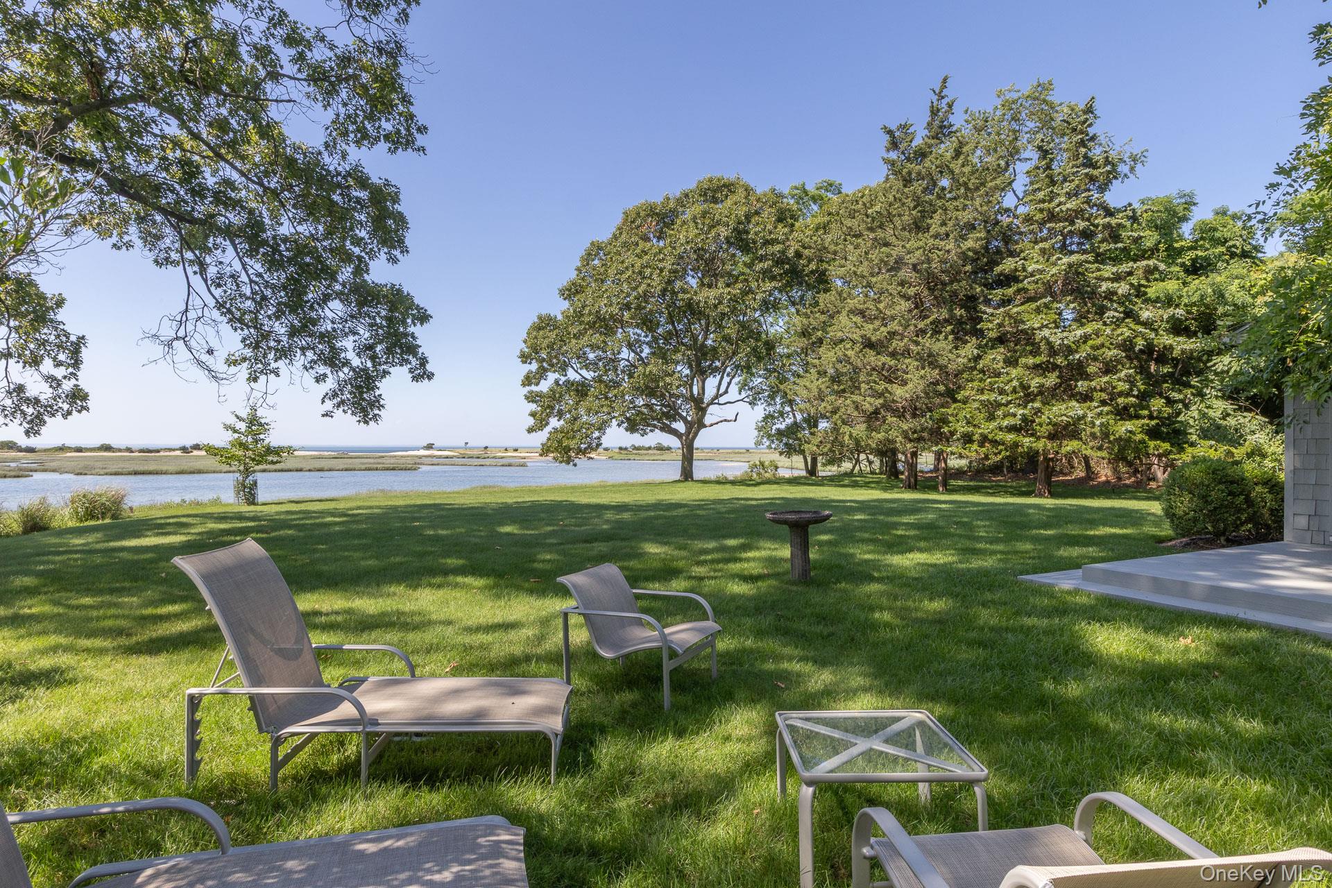 5 Shore Drive, Setauket, NY 11733