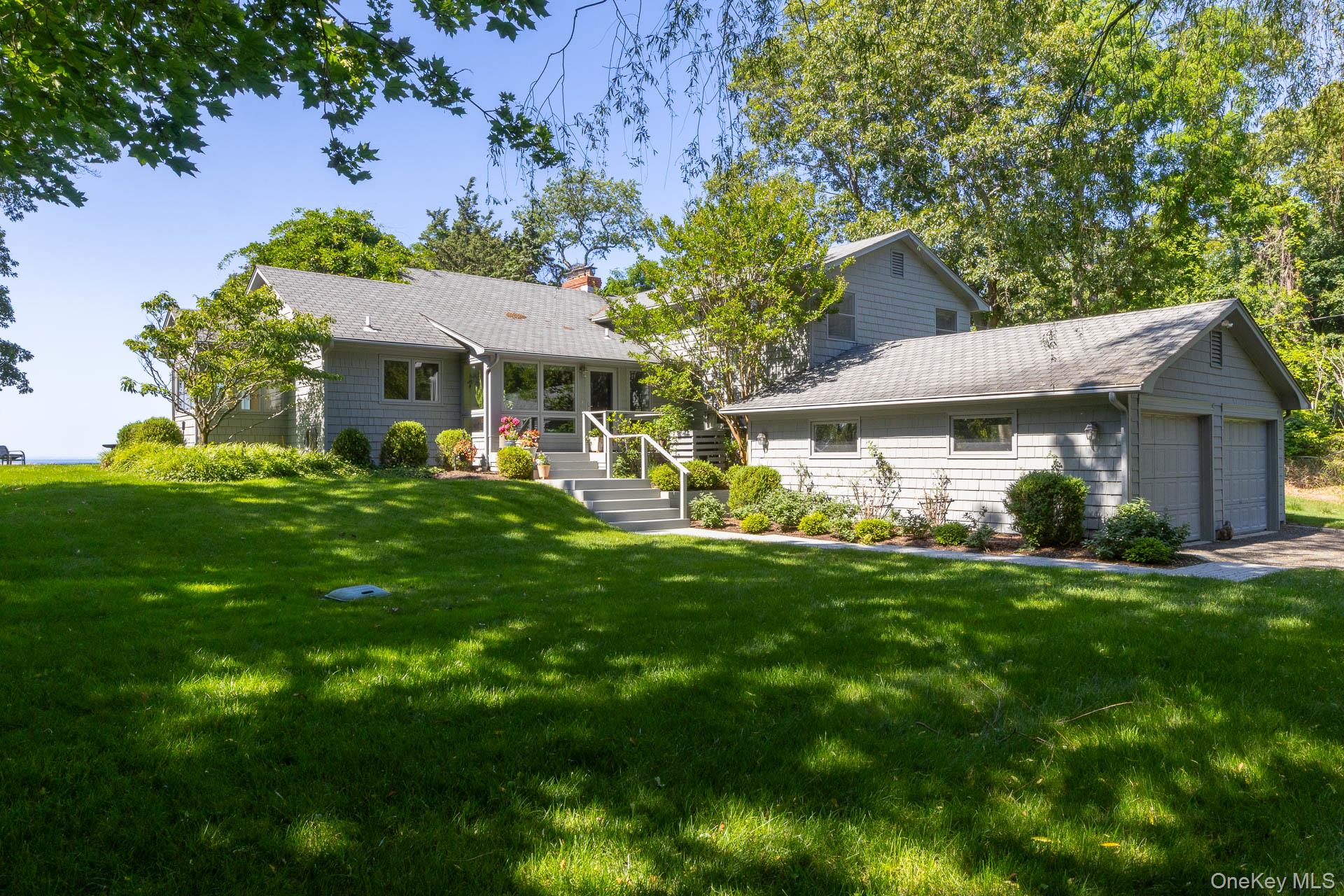 5 Shore Drive, Setauket, NY 11733