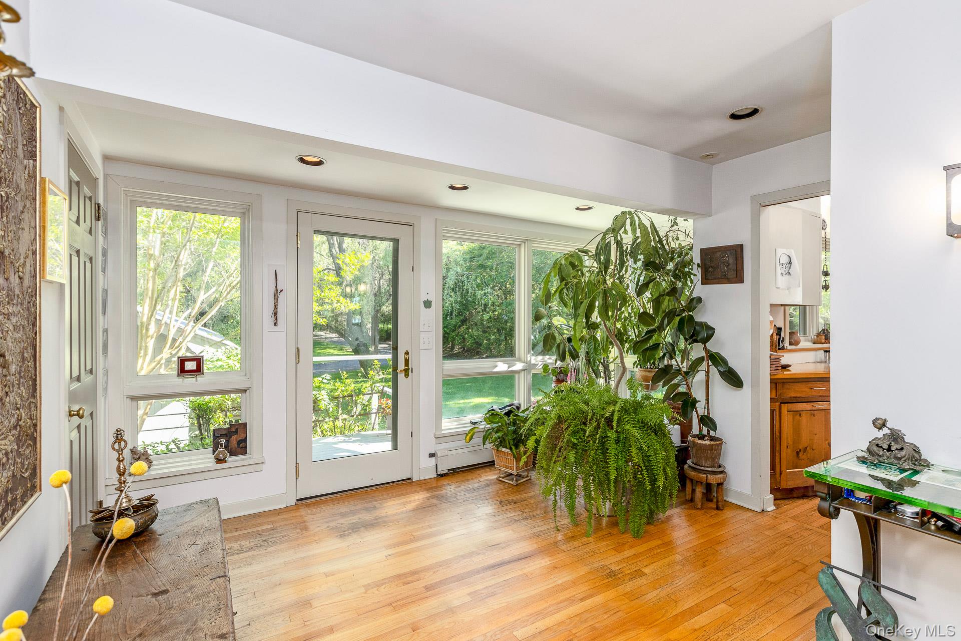 5 Shore Drive, Setauket, NY 11733