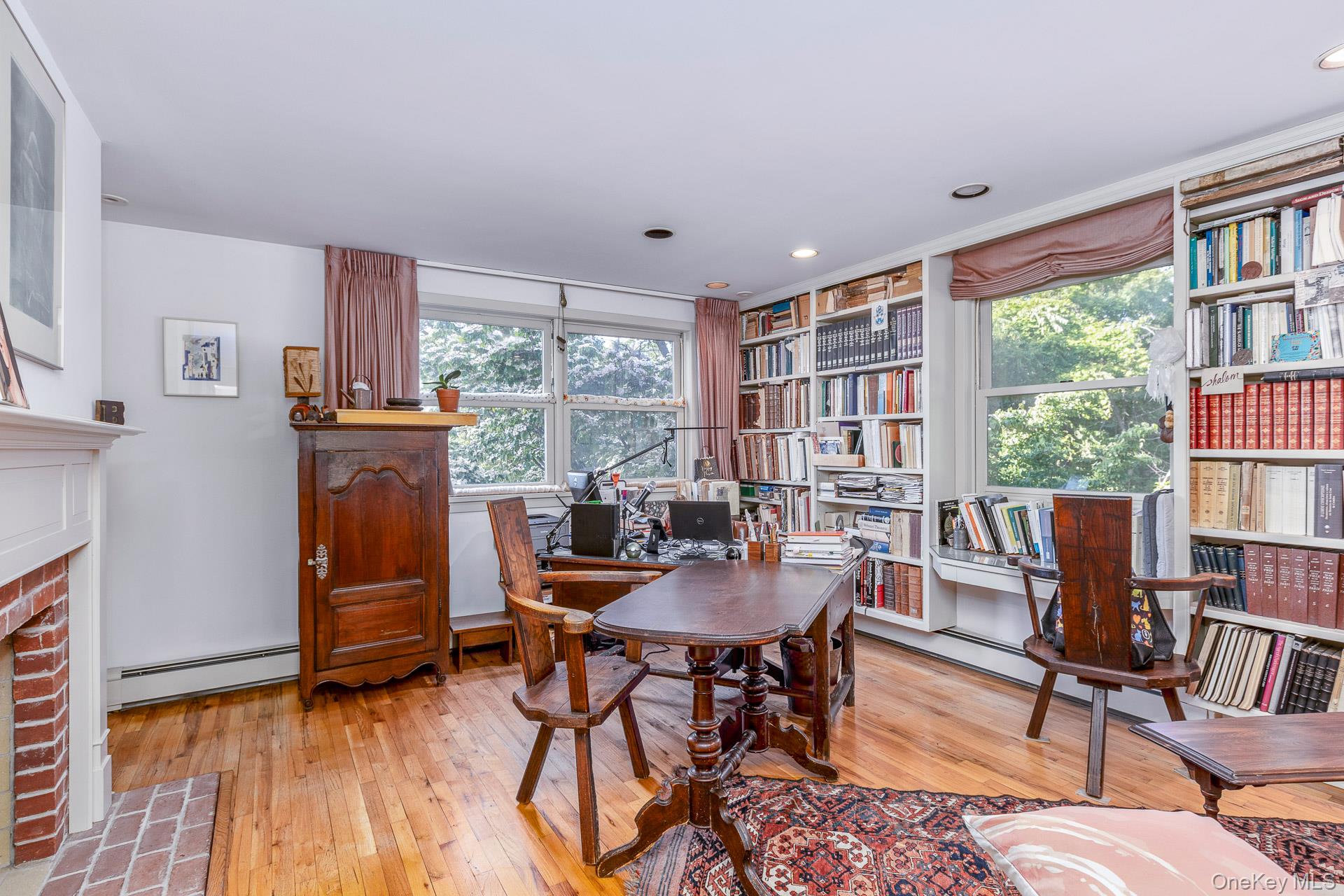 5 Shore Drive, Setauket, NY 11733