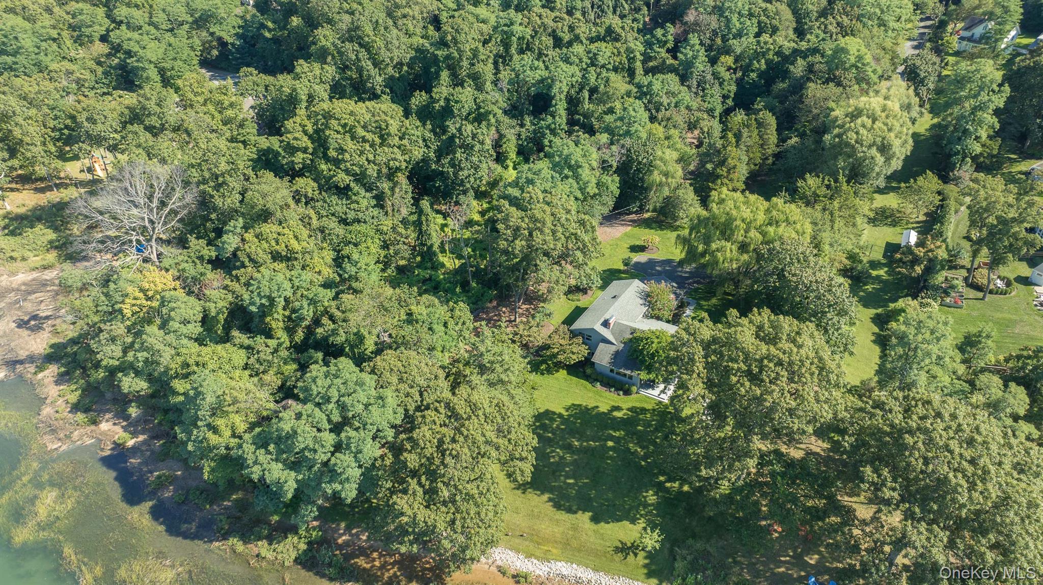 5 Shore Drive, Setauket, NY 11733