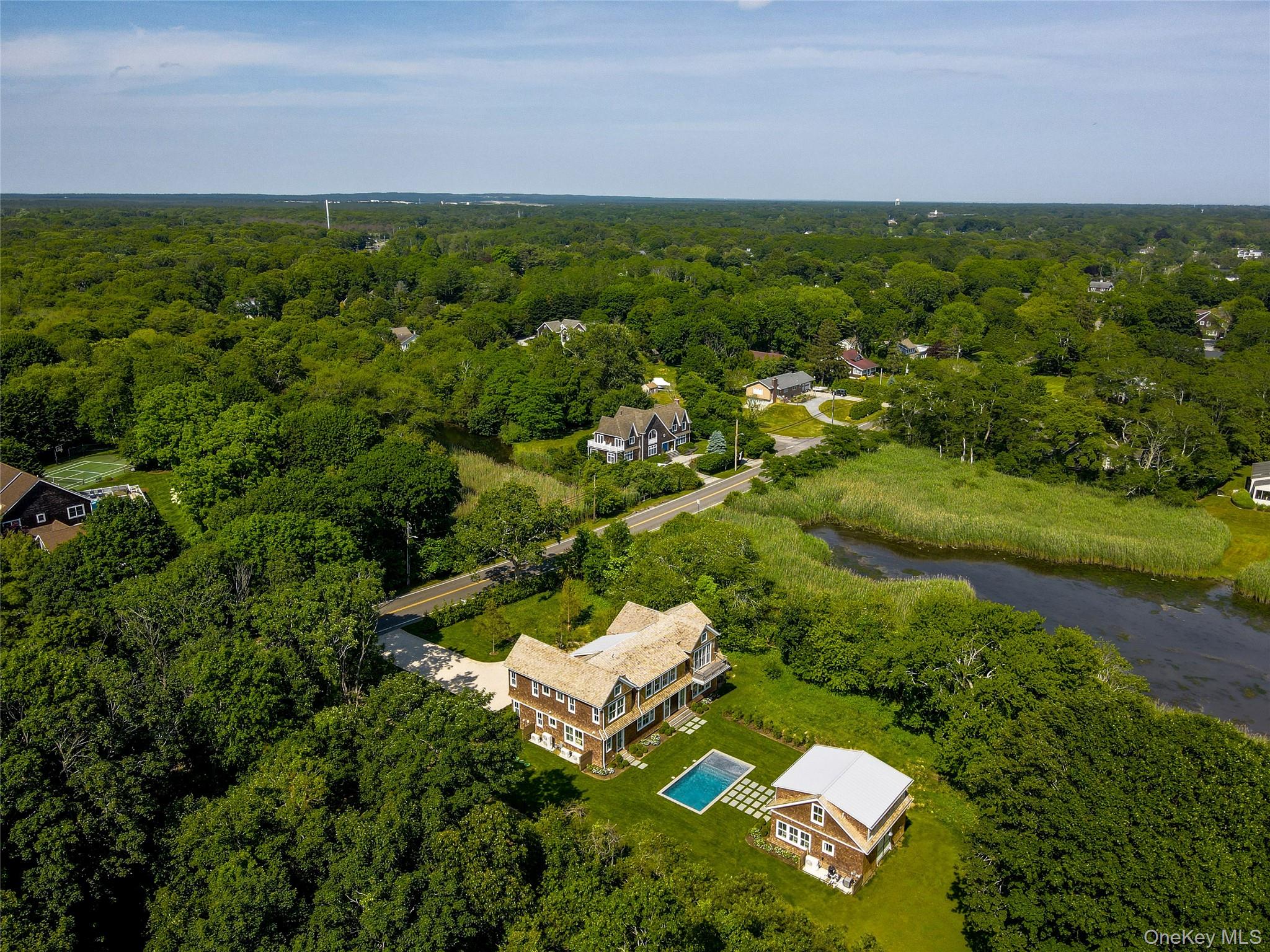 161 South Road, Westhampton, NY 11977