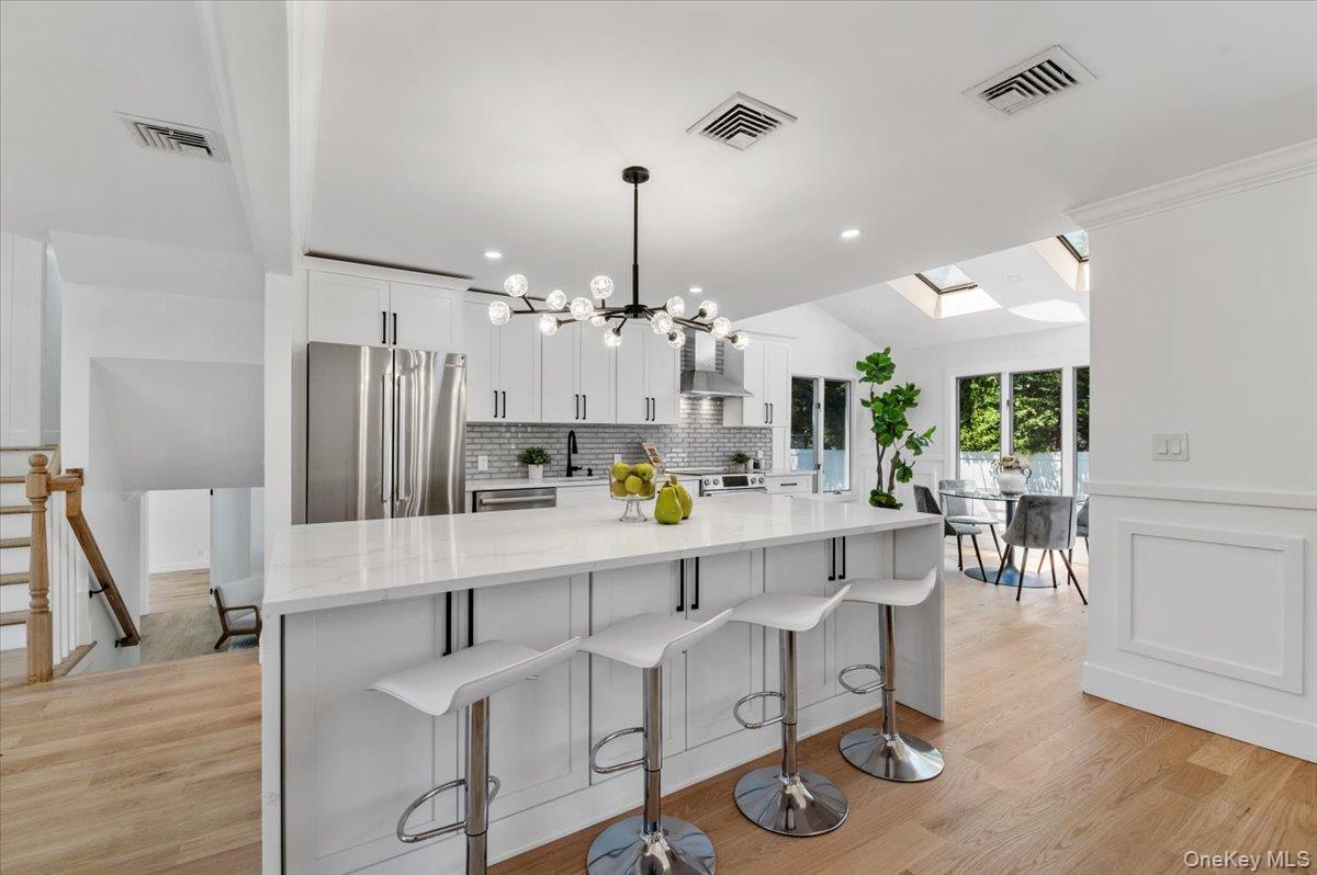 77 Bounty Lane, Jericho, NY 11753