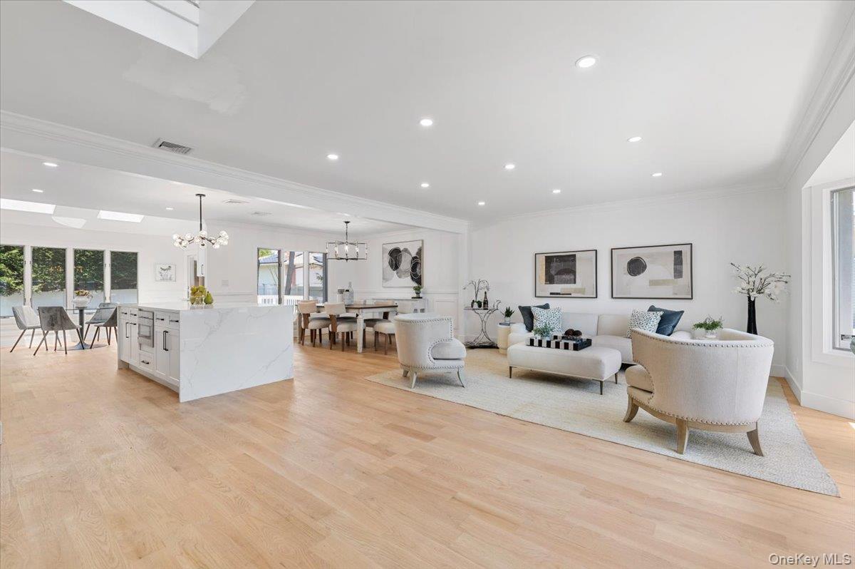 77 Bounty Lane, Jericho, NY 11753