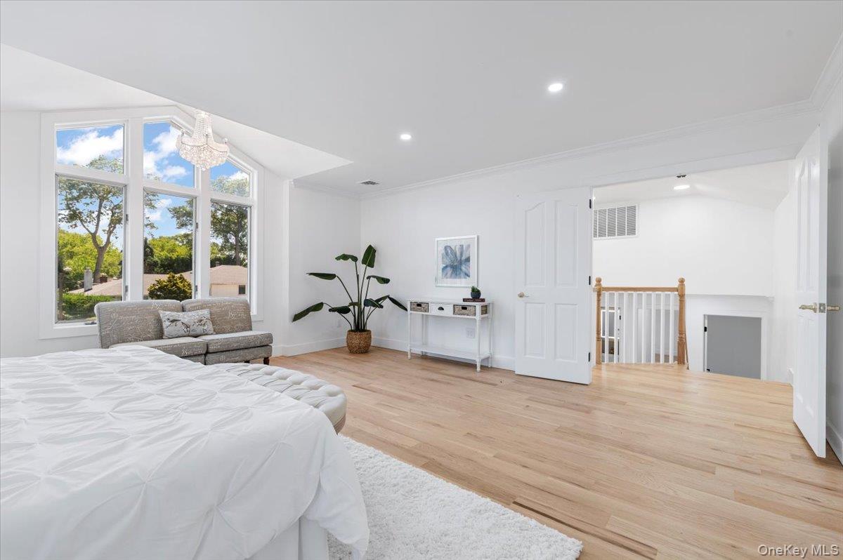 77 Bounty Lane, Jericho, NY 11753