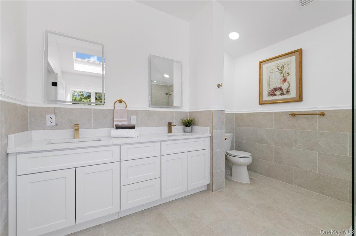 77 Bounty Lane, Jericho, NY 11753