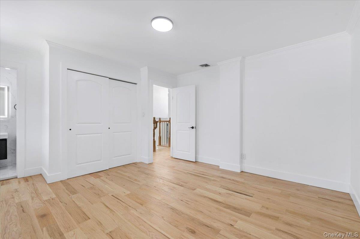 77 Bounty Lane, Jericho, NY 11753