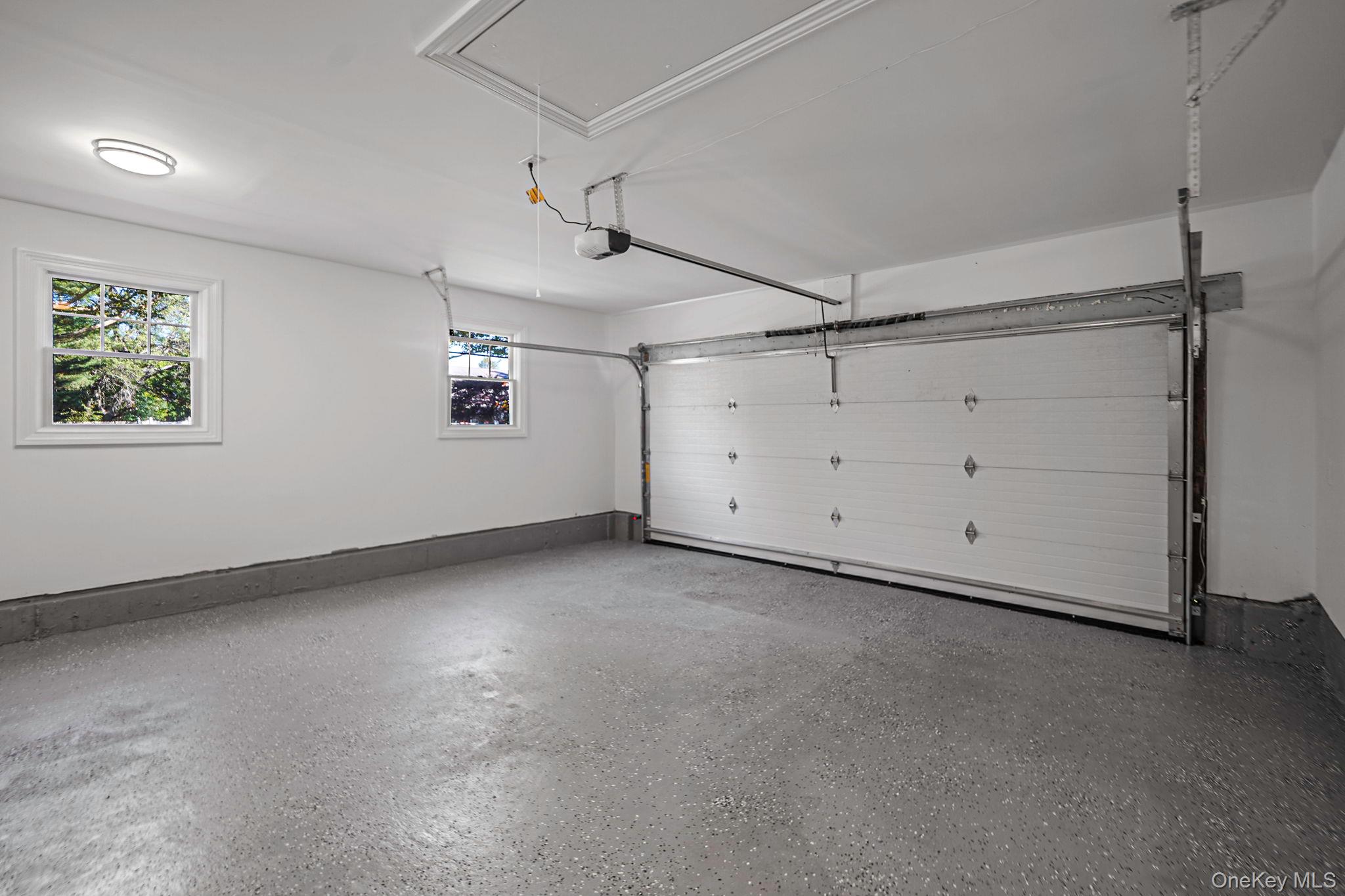 14 Quintree Lane, Melville, NY 11747