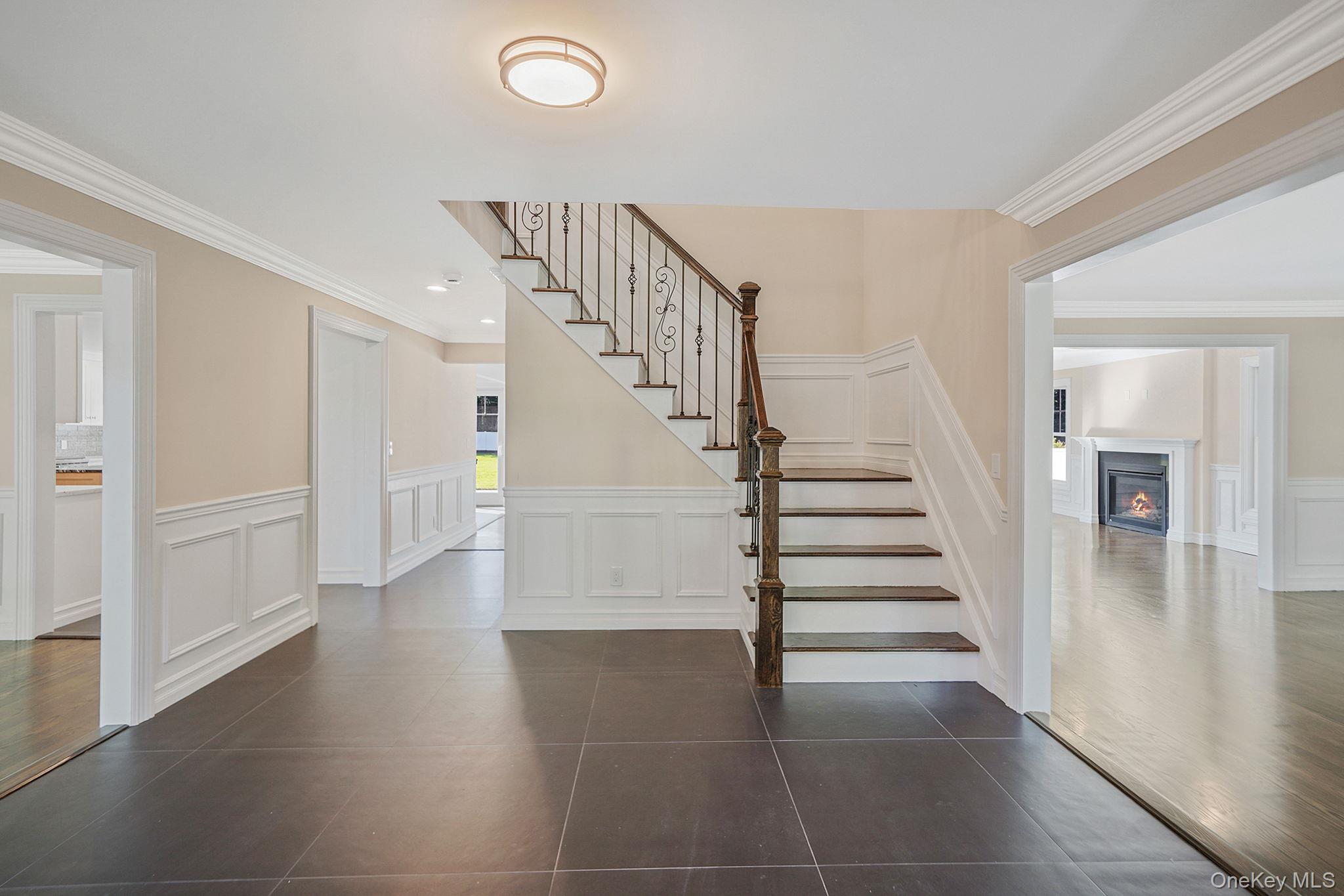 14 Quintree Lane, Melville, NY 11747