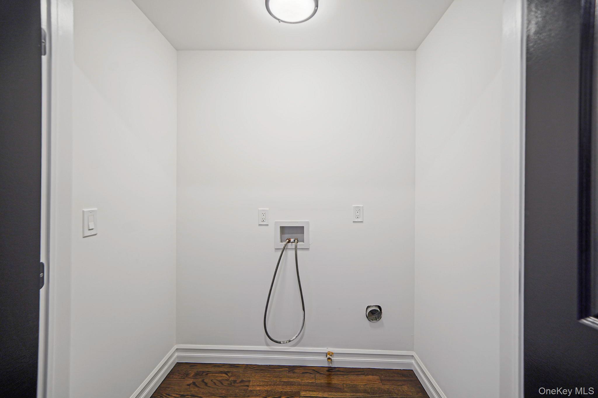 14 Quintree Lane, Melville, NY 11747