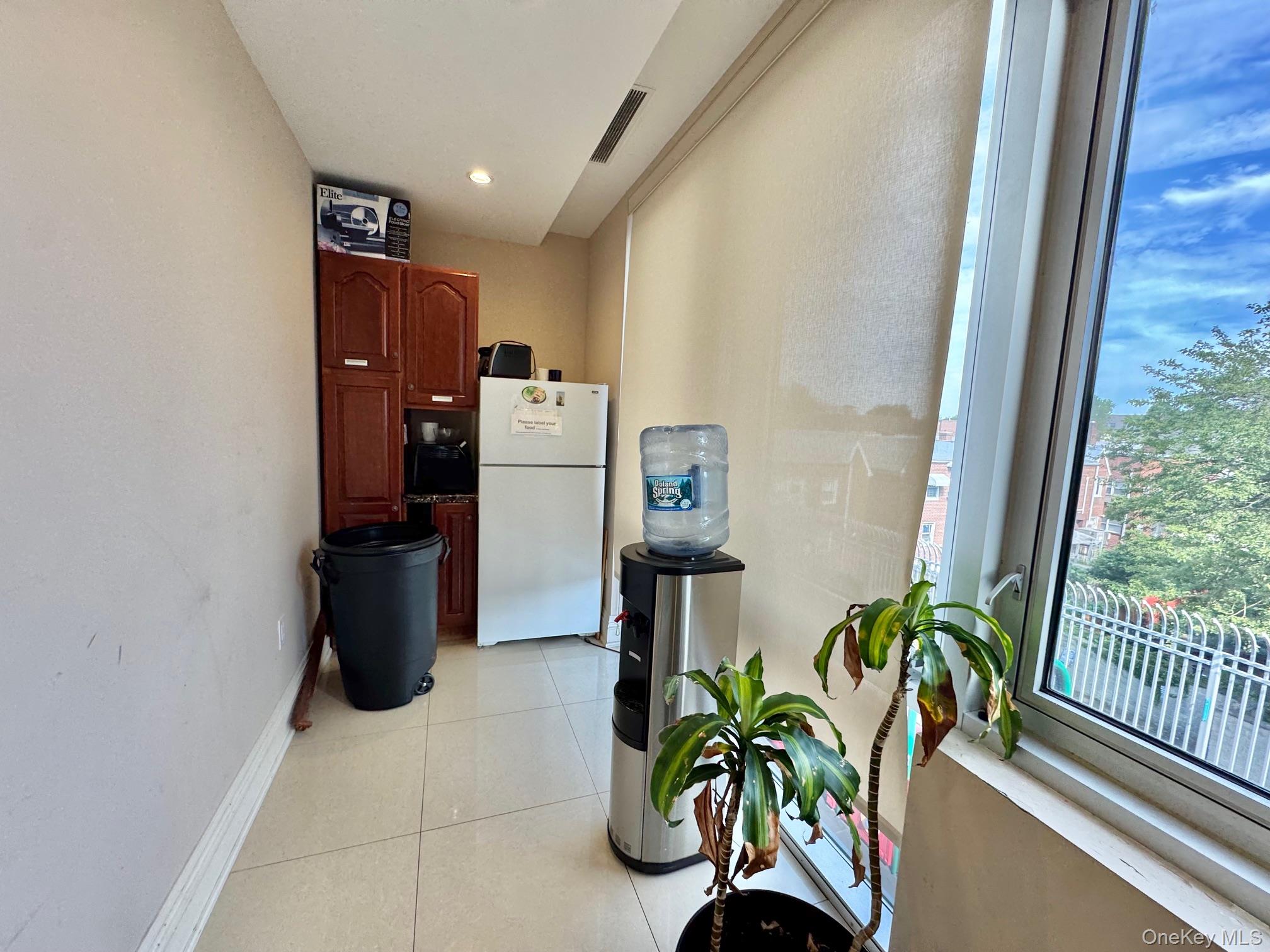 21515 Northern Boulevard, Bayside, NY 11361