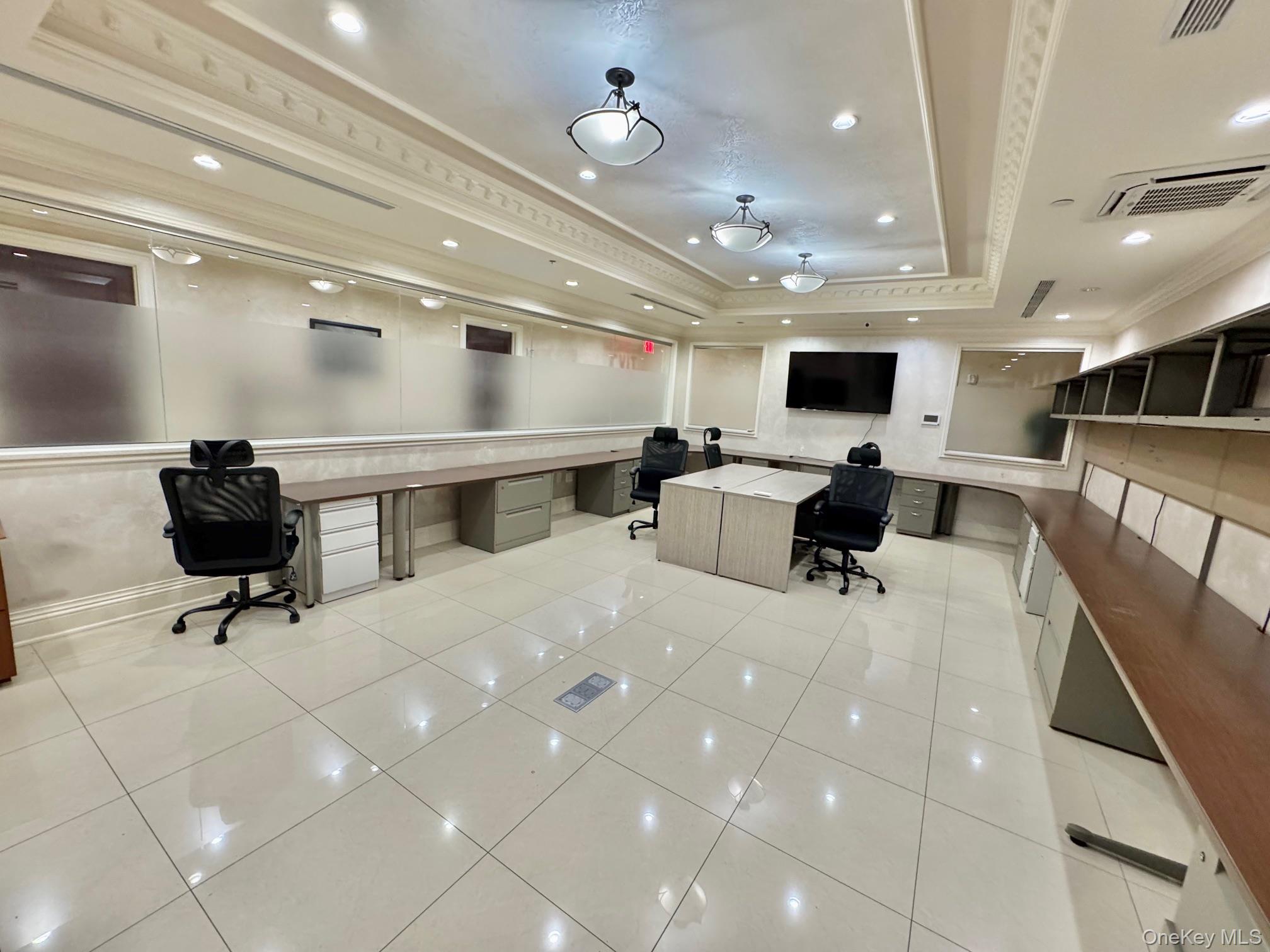 21515 Northern Boulevard, Bayside, NY 11361