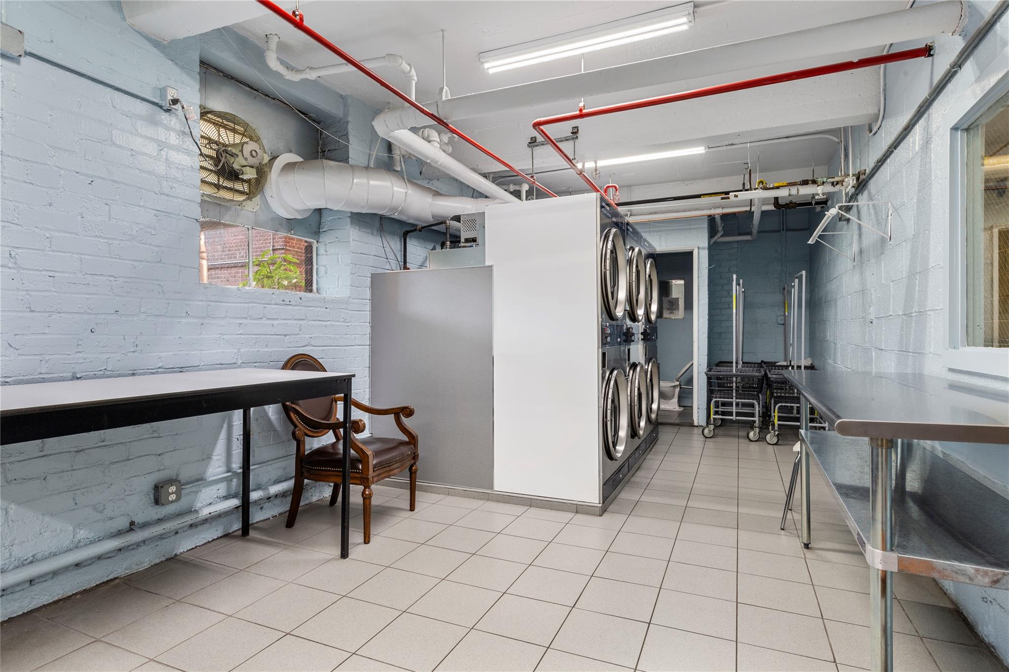 33-07 91 st Street # 3K, Jackson Heights, NY 11372