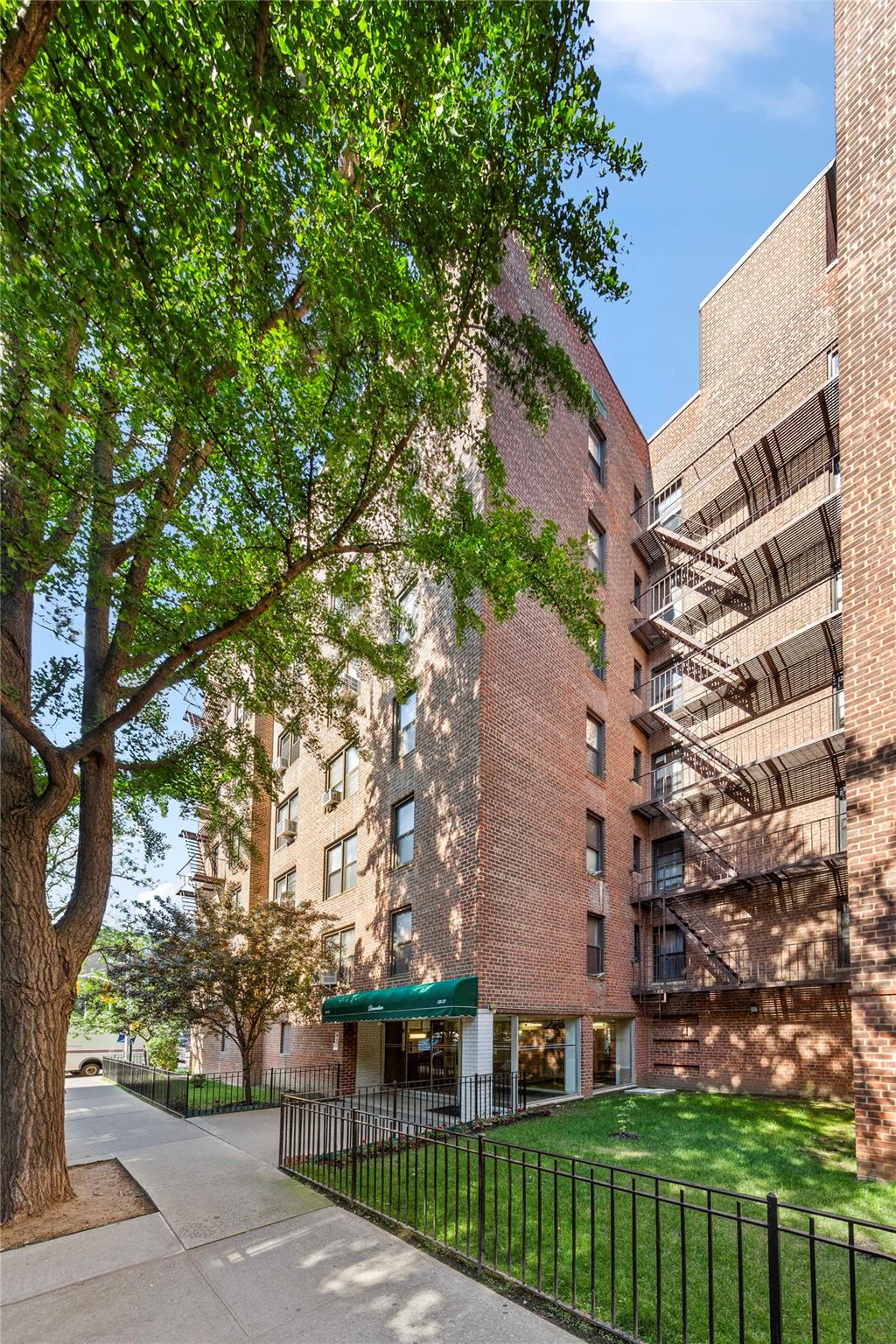 33-07 91 st Street # 3K, Jackson Heights, NY 11372