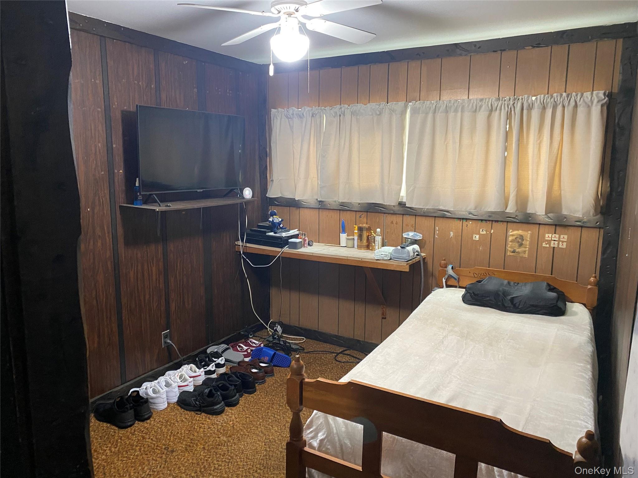 4 Meadow Drive, Bay Shore, NY 11706