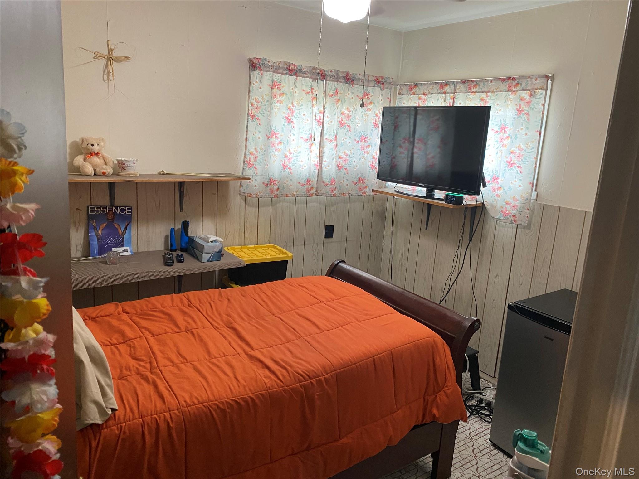 4 Meadow Drive, Bay Shore, NY 11706