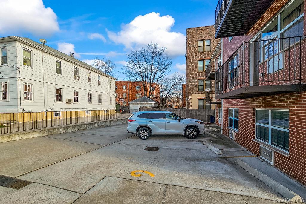 16003 Sanford Avenue, Flushing, NY 11358