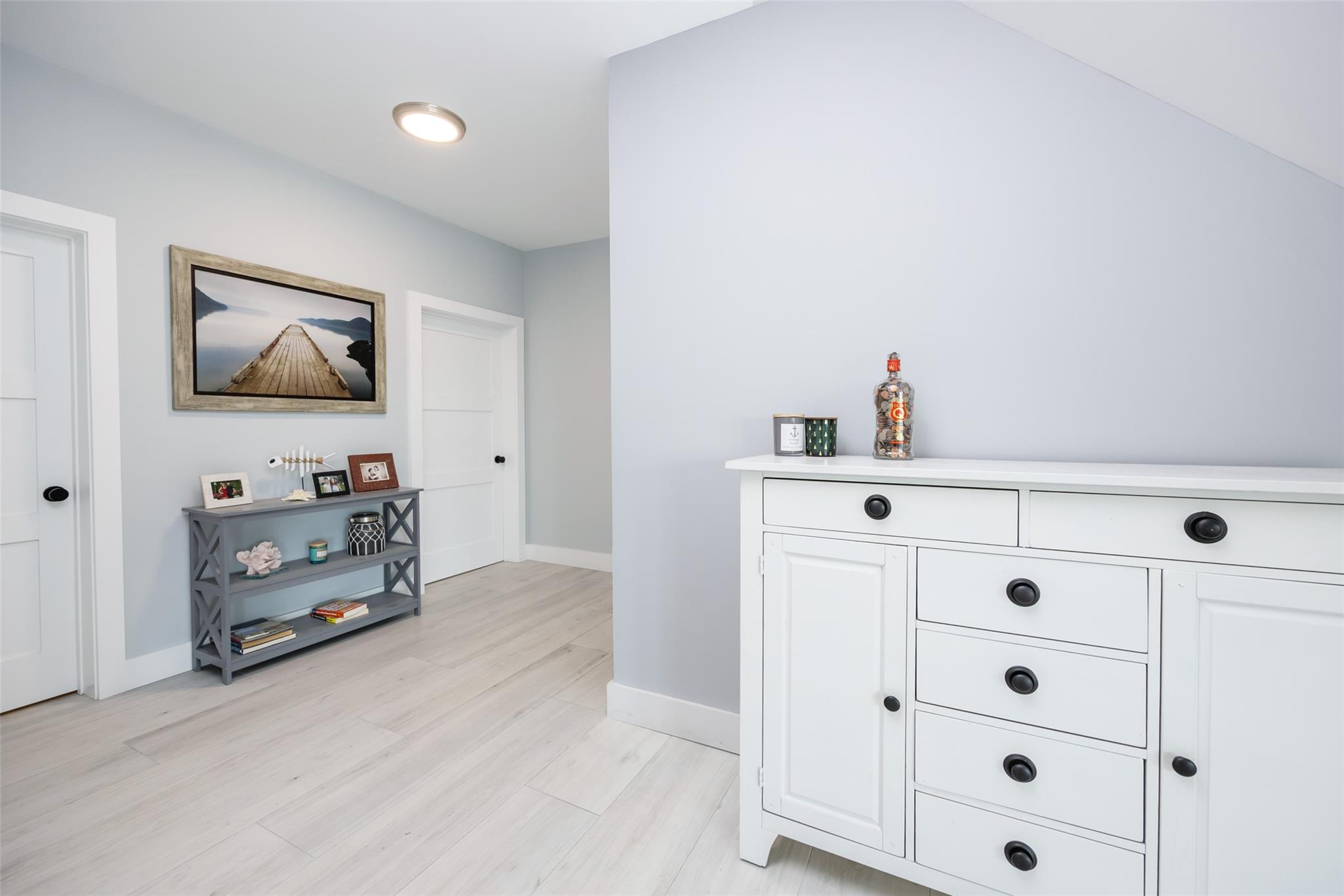 390 E Shore Road, Lindenhurst, NY 11757