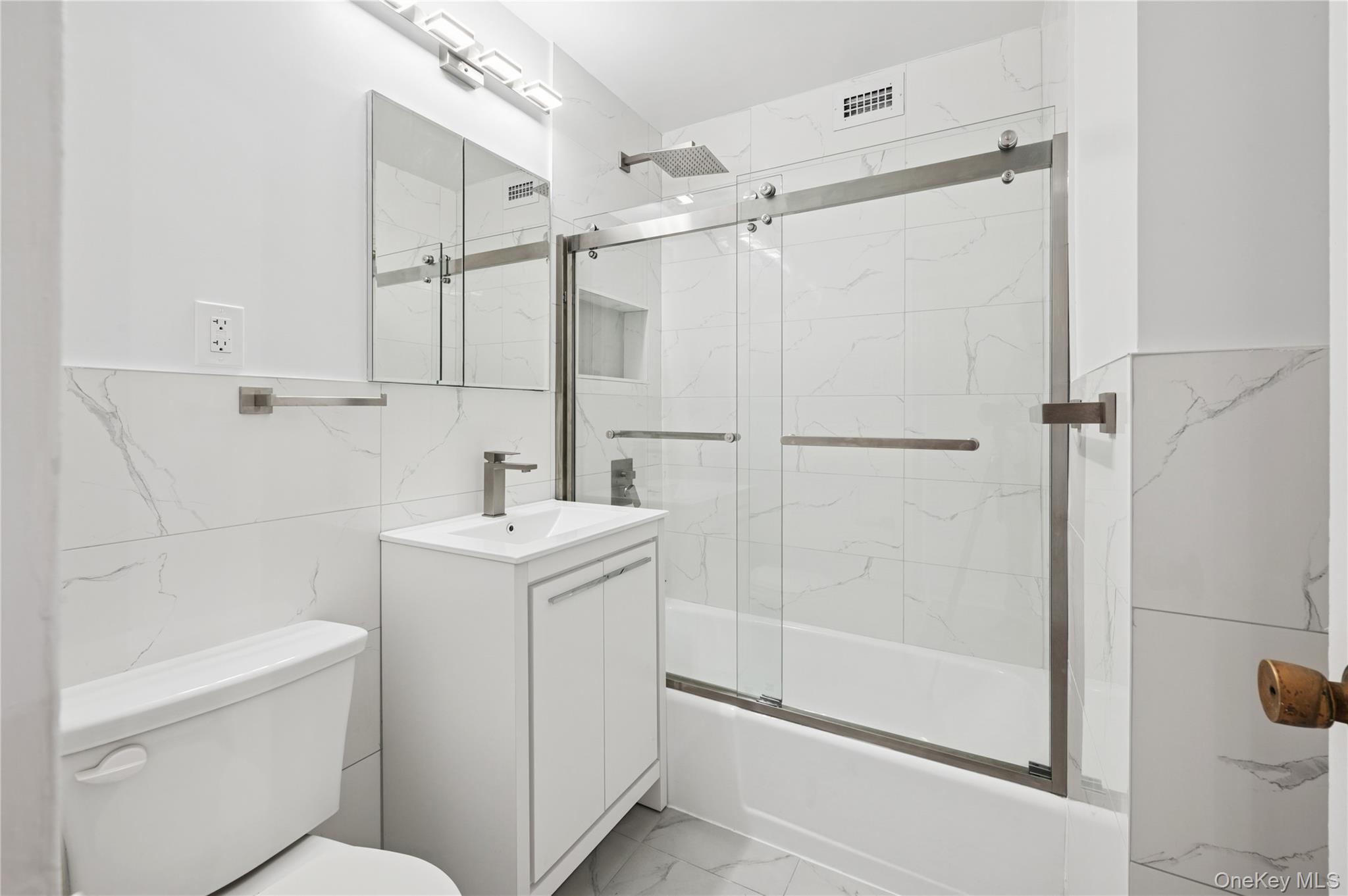 2500 Johnson Avenue # 15N, Bronx, NY 10463