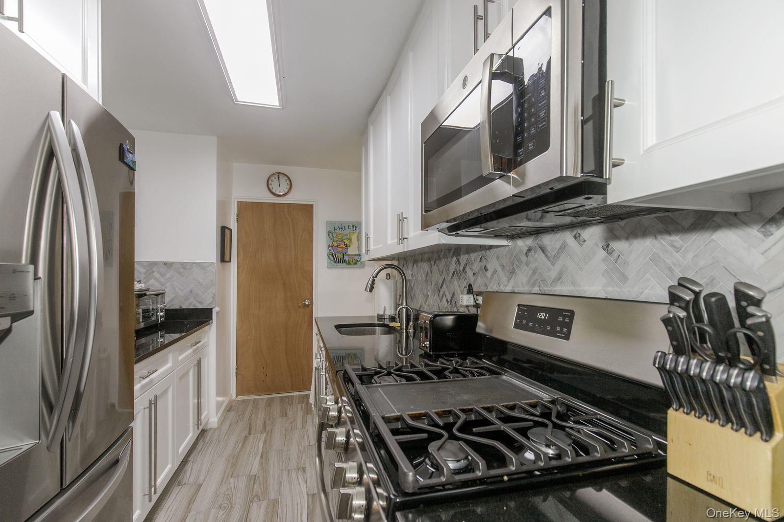 18-70 211th Street # 5K, Bayside, NY 11360