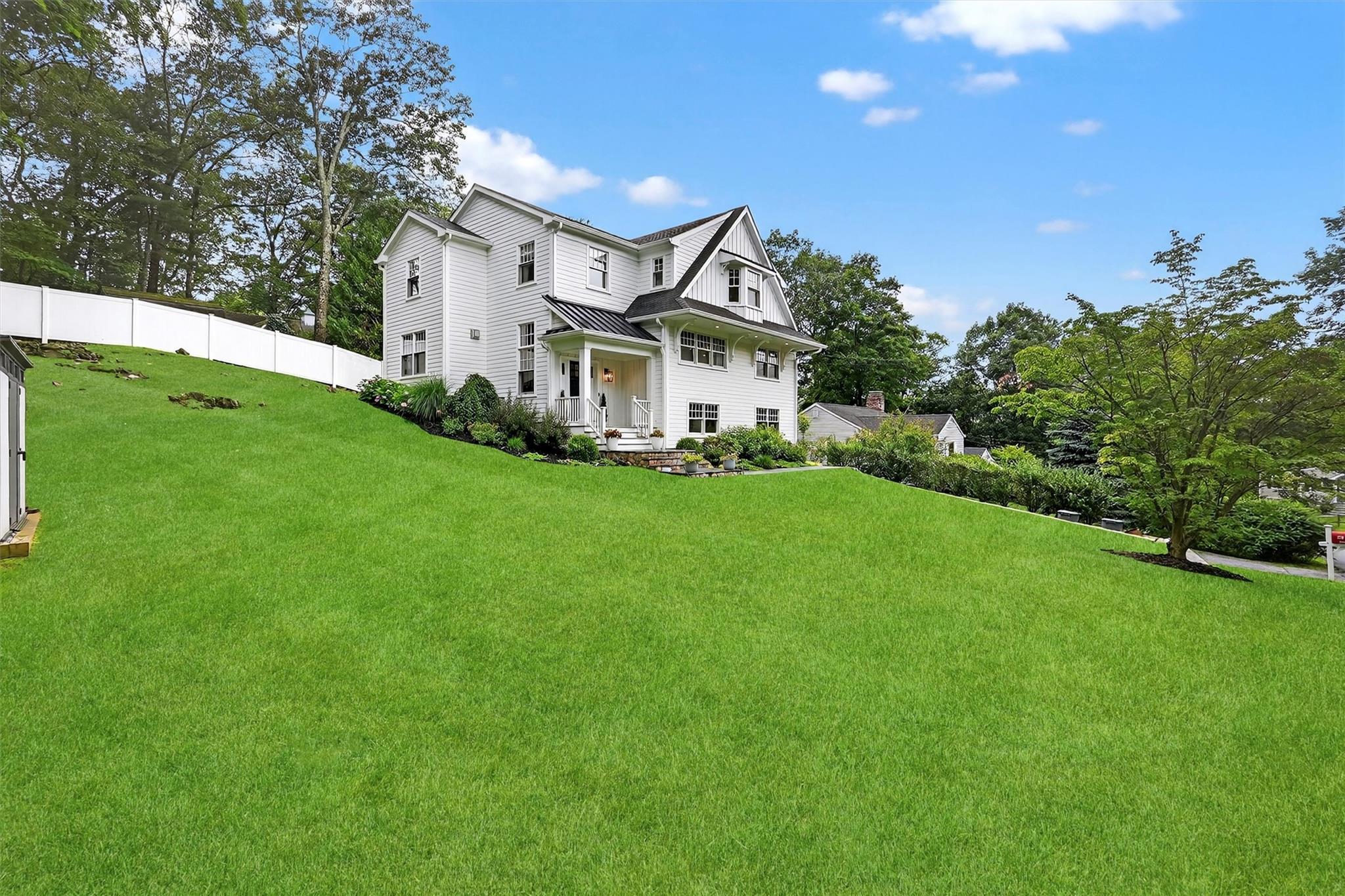 29 Cedar Lane, Pleasantville, NY 10570