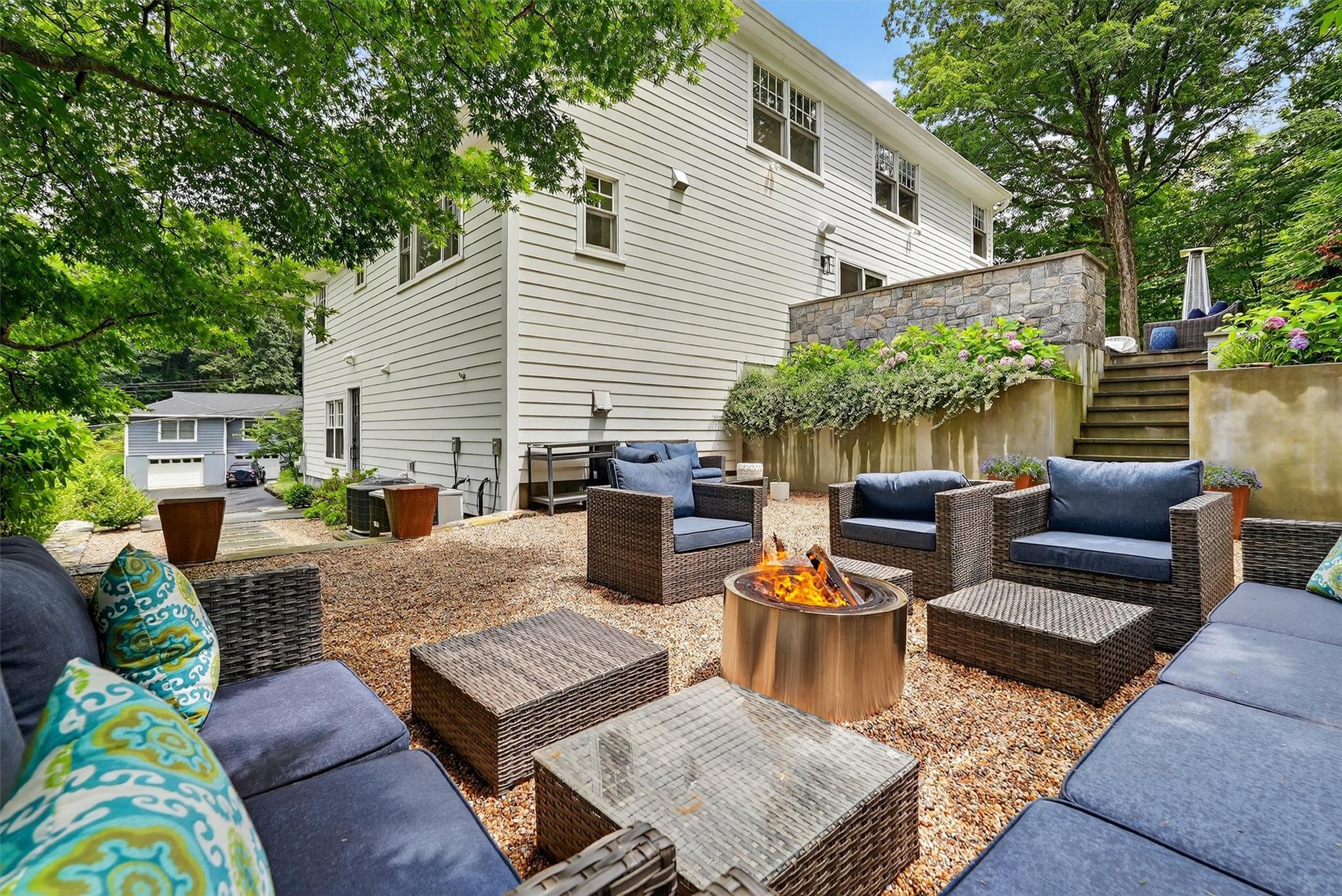 29 Cedar Lane, Pleasantville, NY 10570