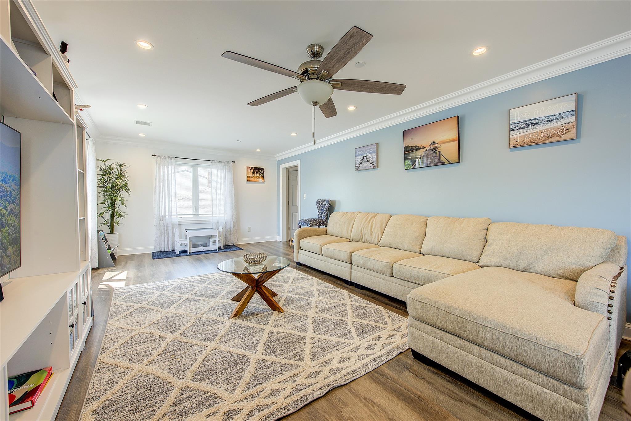 615 Pearl Street, Oceanside, NY 11572