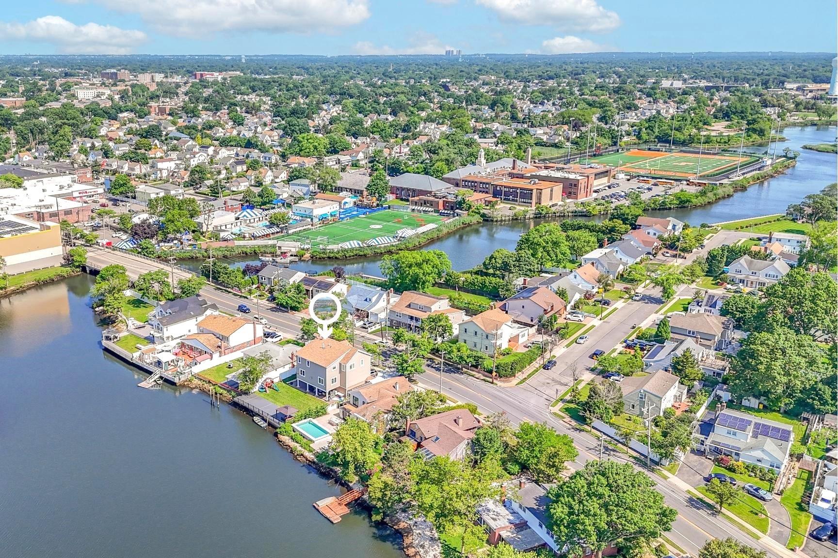 615 Pearl Street, Oceanside, NY 11572