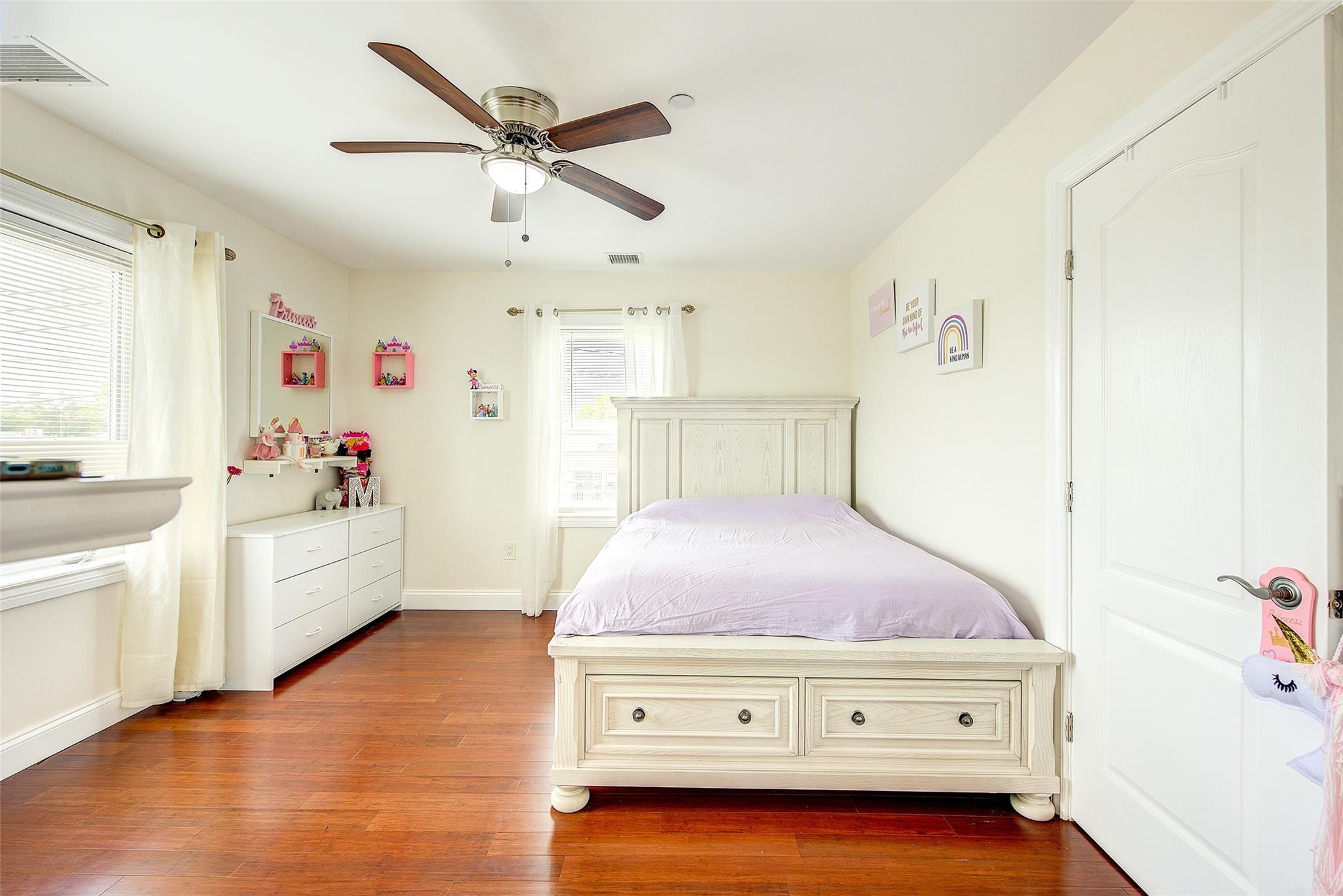 615 Pearl Street, Oceanside, NY 11572