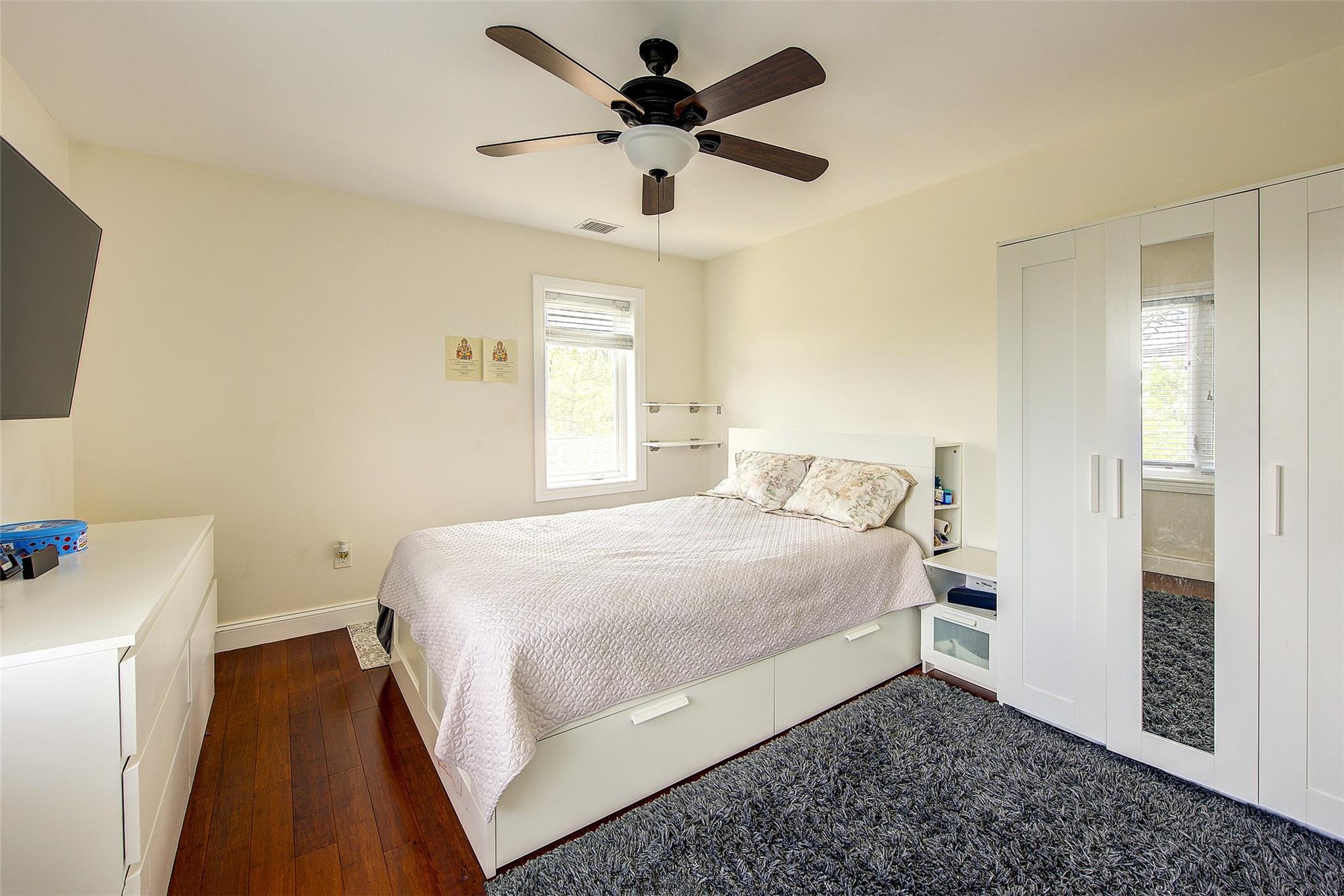 615 Pearl Street, Oceanside, NY 11572