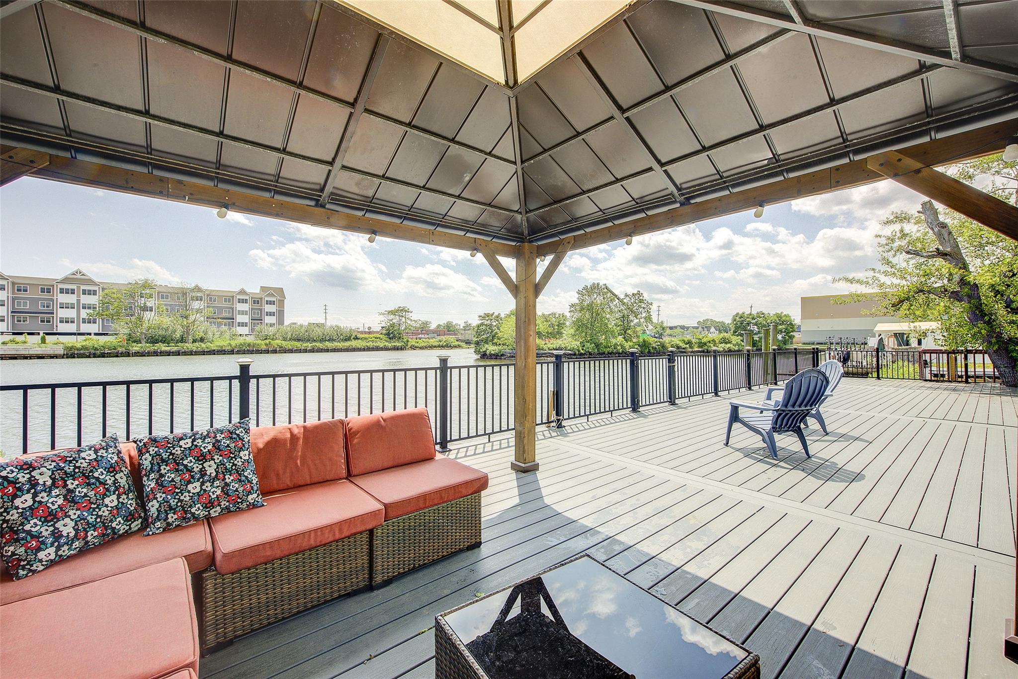 615 Pearl Street, Oceanside, NY 11572