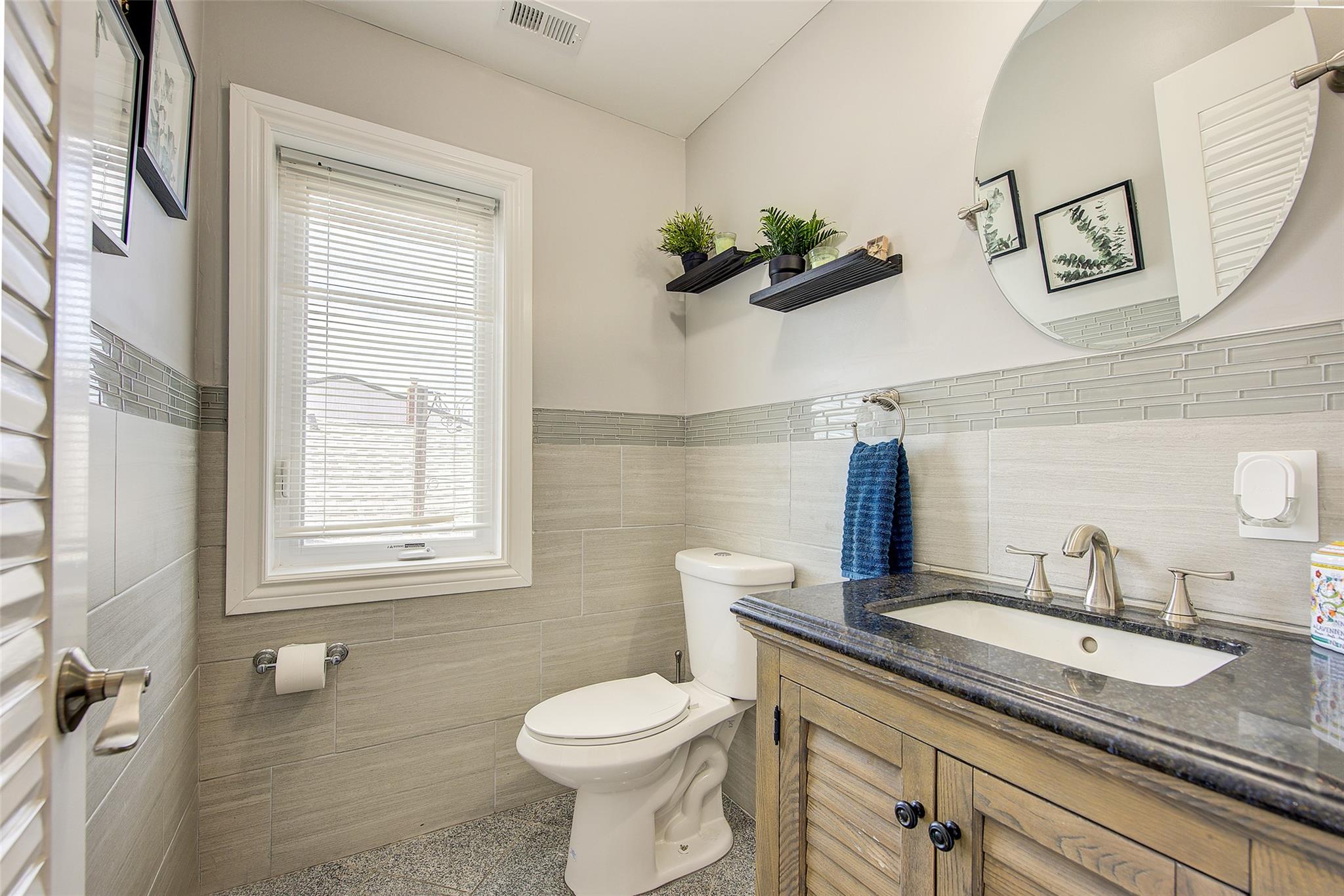 615 Pearl Street, Oceanside, NY 11572