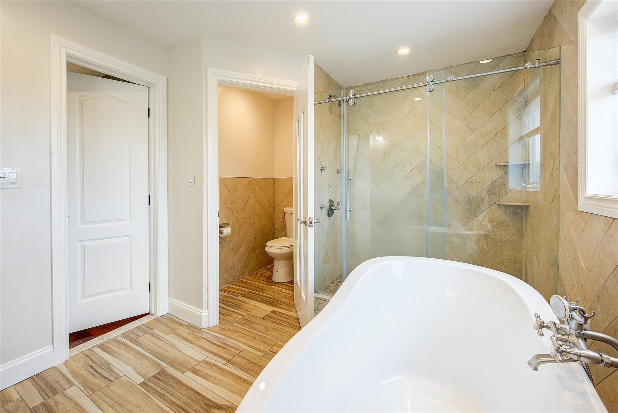 615 Pearl Street, Oceanside, NY 11572