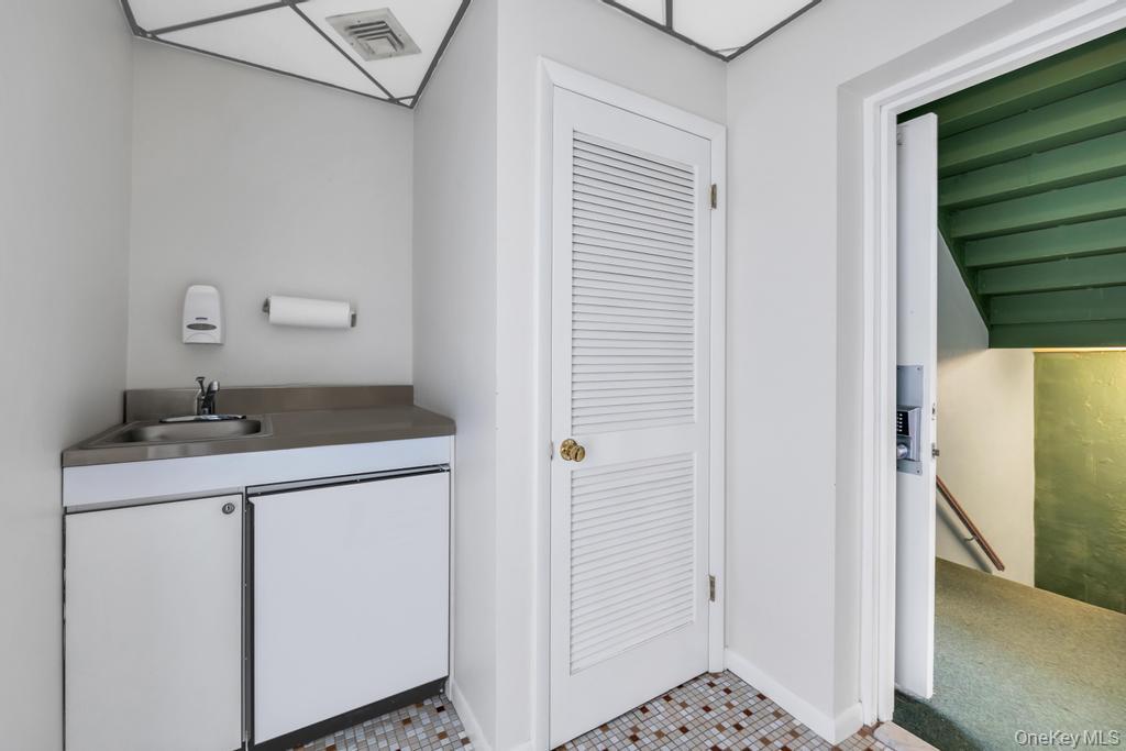 39 Main Street, Northport, NY 11768