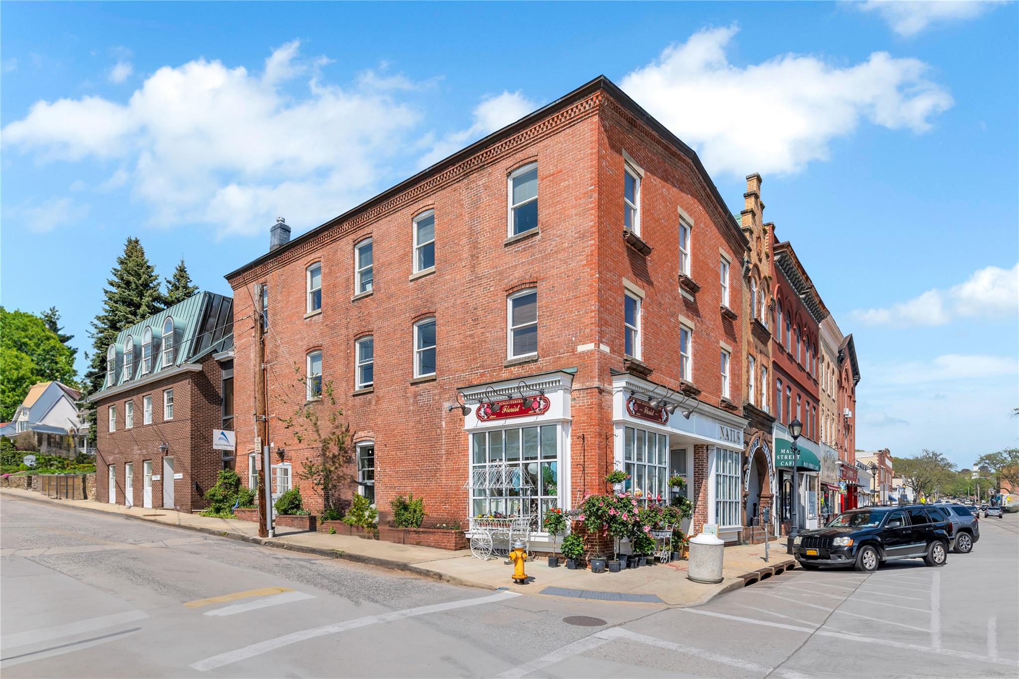 39 Main Street, Northport, NY 11768