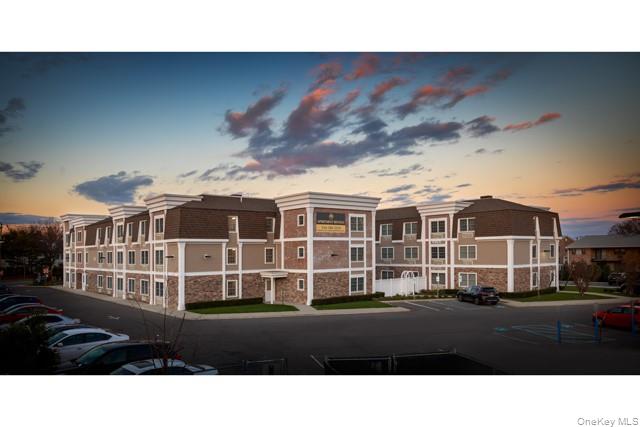 190 Fulton Street # E109, Farmingdale, NY 11735